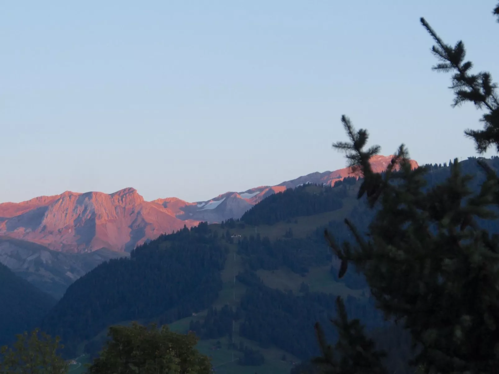 Malgré-tout - Inside