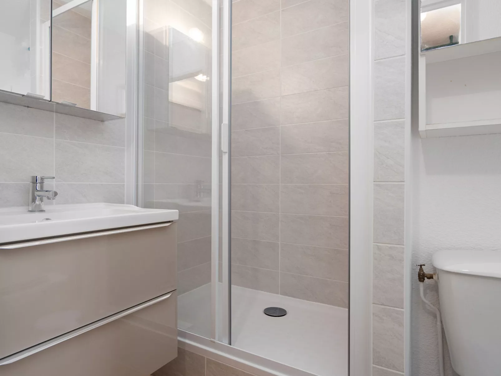 Le Jean Barth II-Dedans