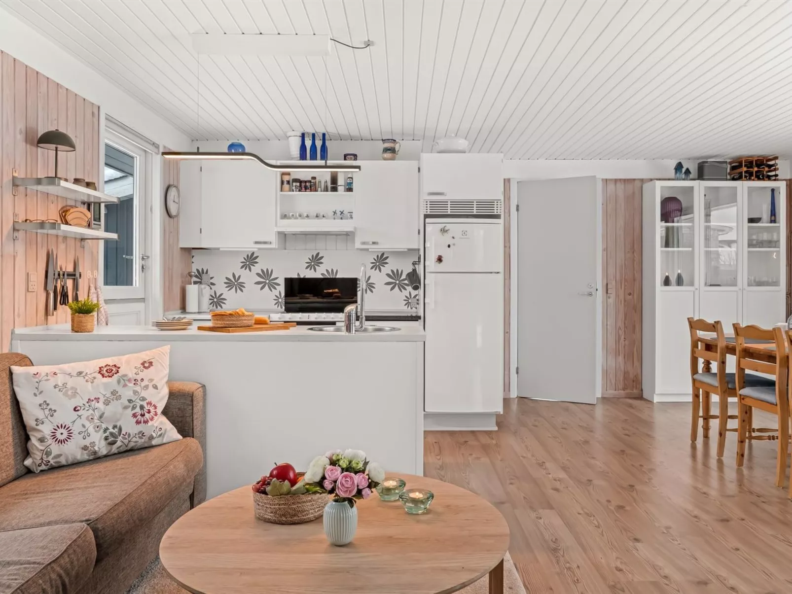 "Kalle" -  from the sea-Inside