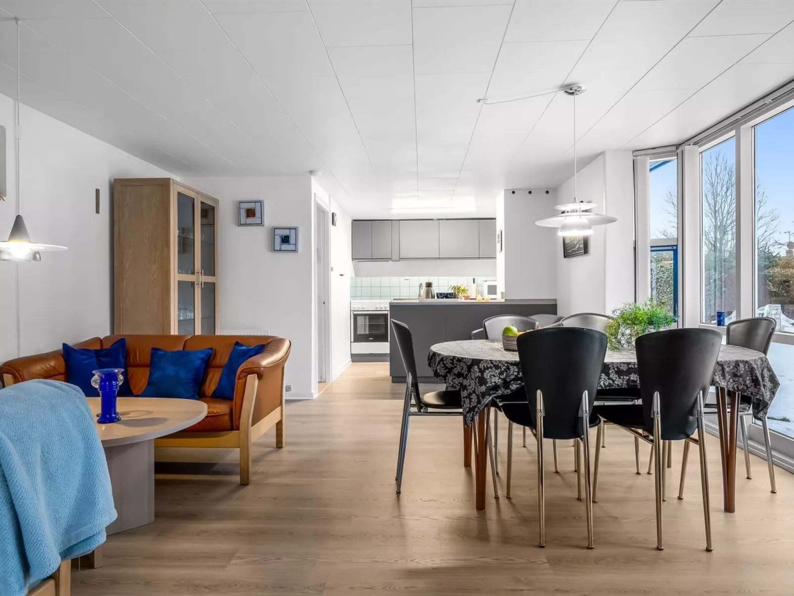 "Allyson" -  from the sea-Inside