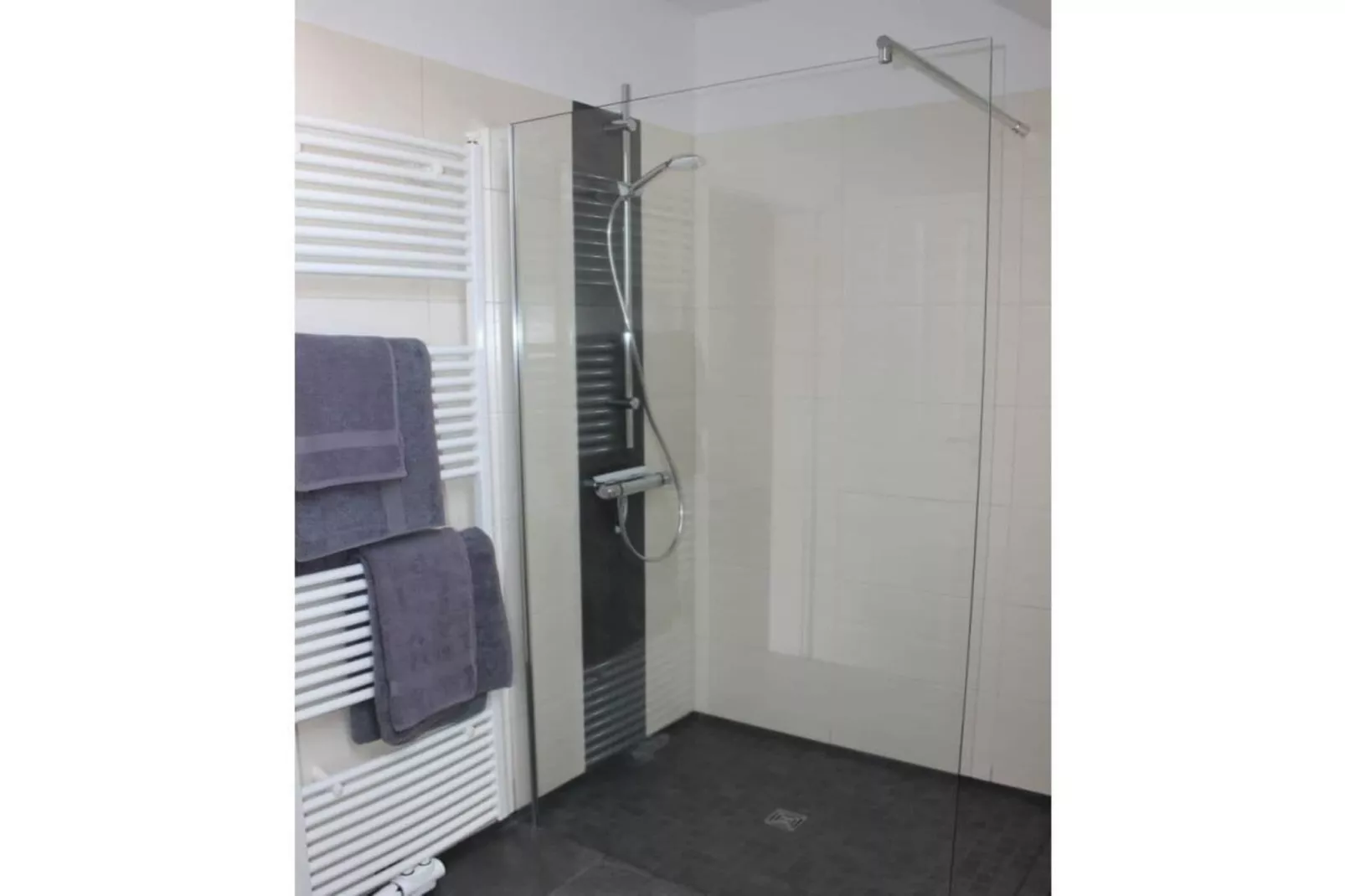 341522-Badezimmer
