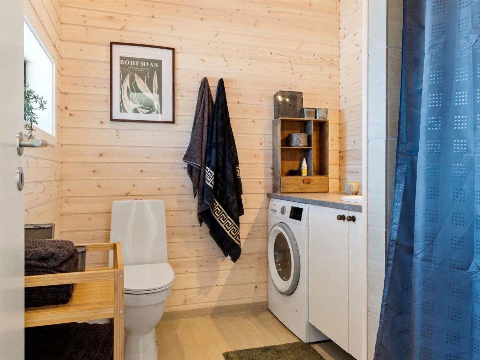 "Afkar" - 900m from the sea-Inside