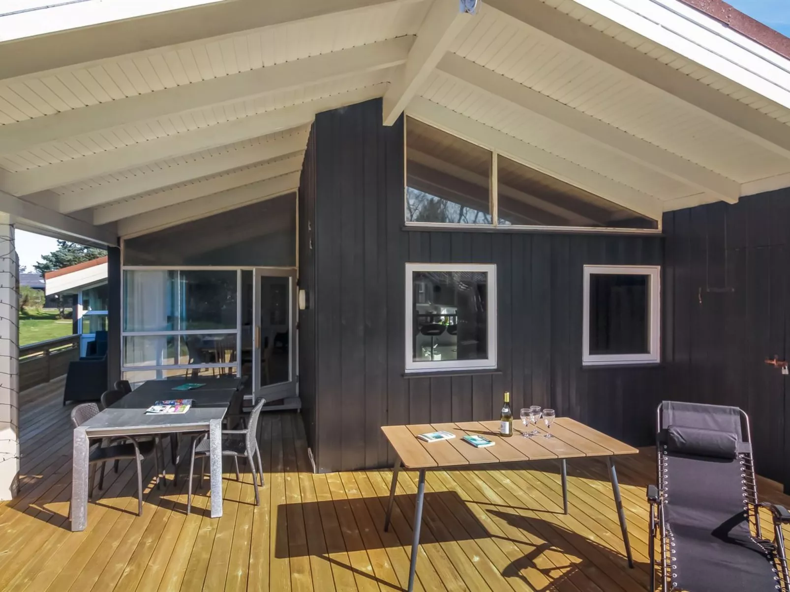 "Peder" - 700m from the sea-Outside