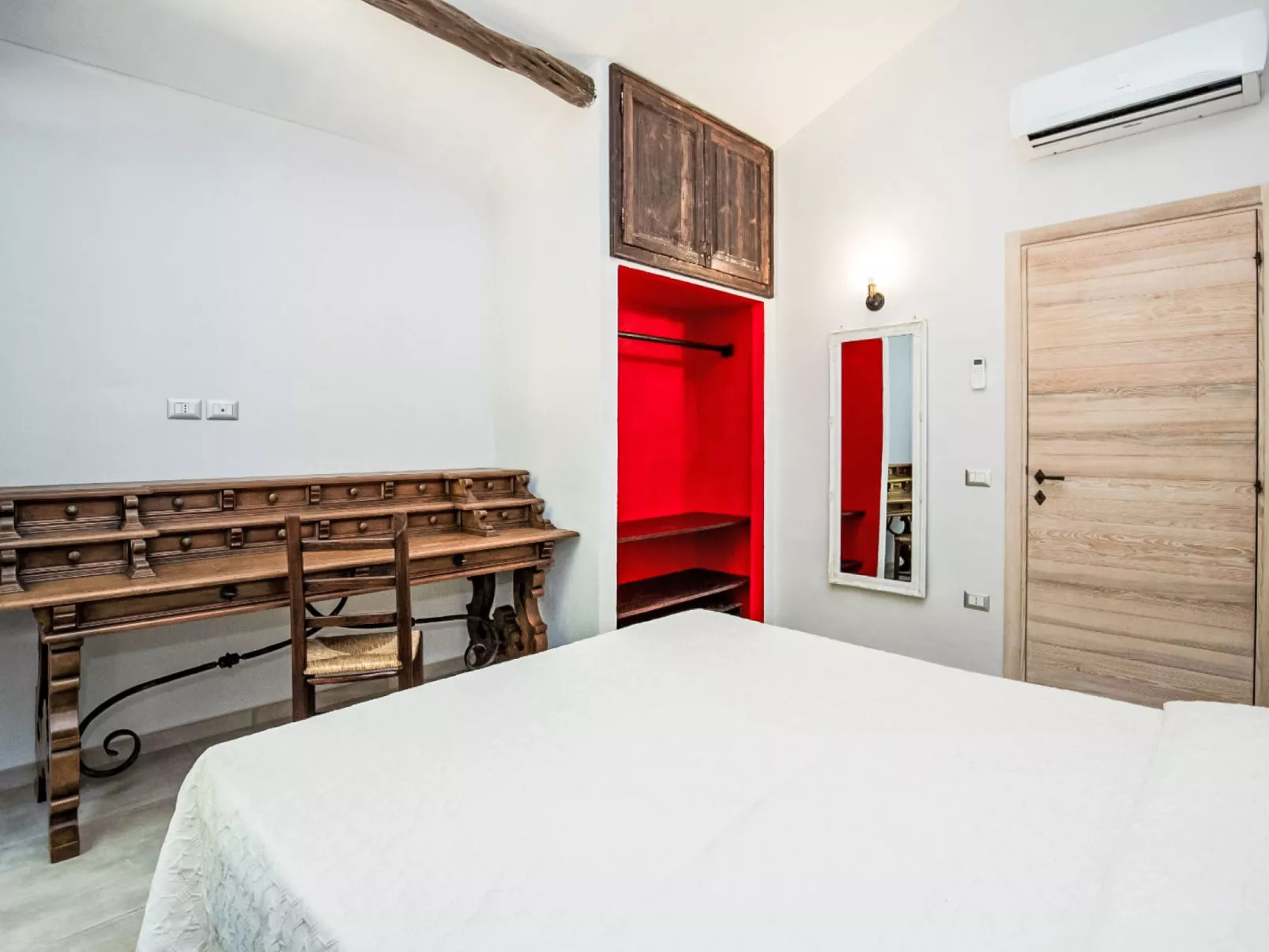 La Casa di Sughero-Inside