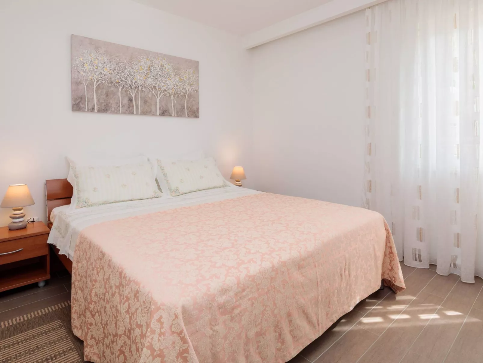 "Villa Silvio" mit Blick auf das Wasser-Dedans