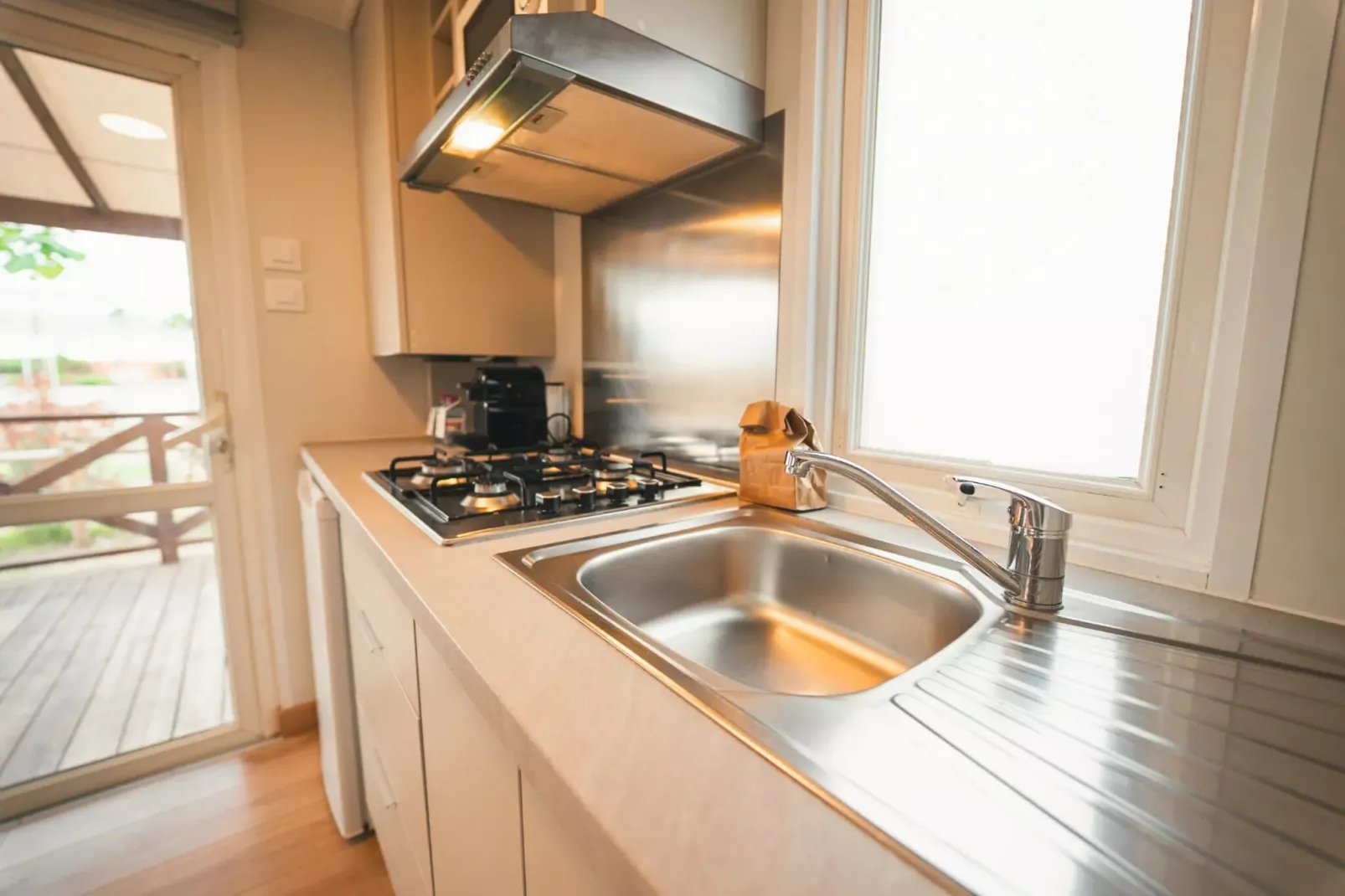 HOLA CAMP CHILCHES-Comfort 2-Küche