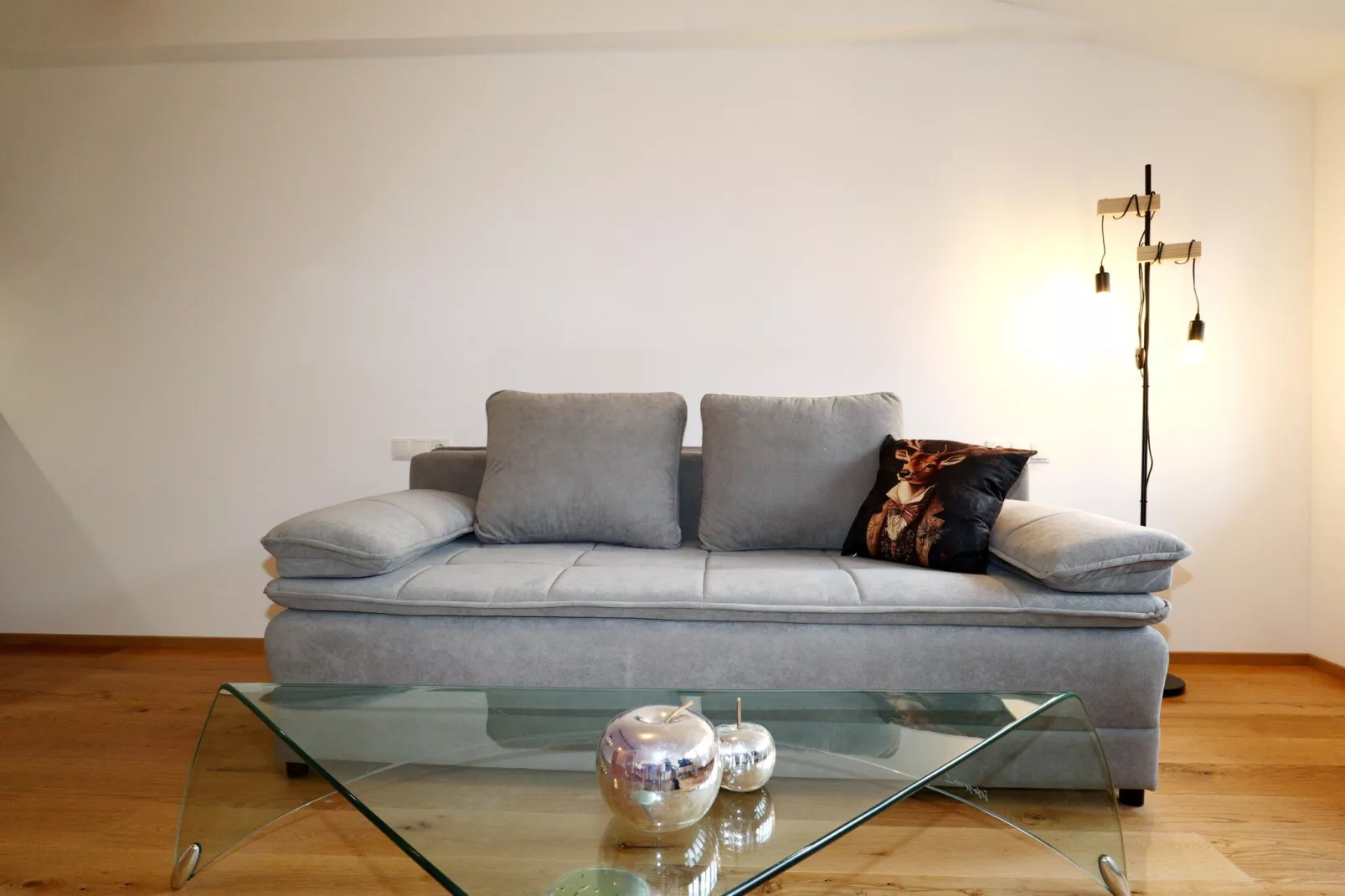 Aloisia - Living room