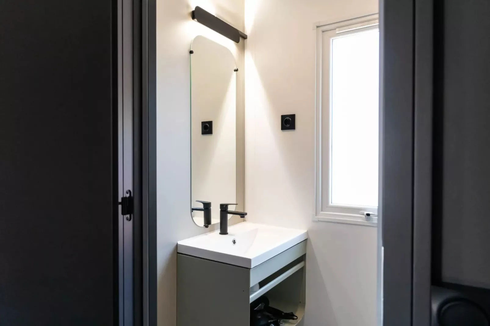 HOLA CAMP SANT SALVADOR-Superior 4-Badezimmer