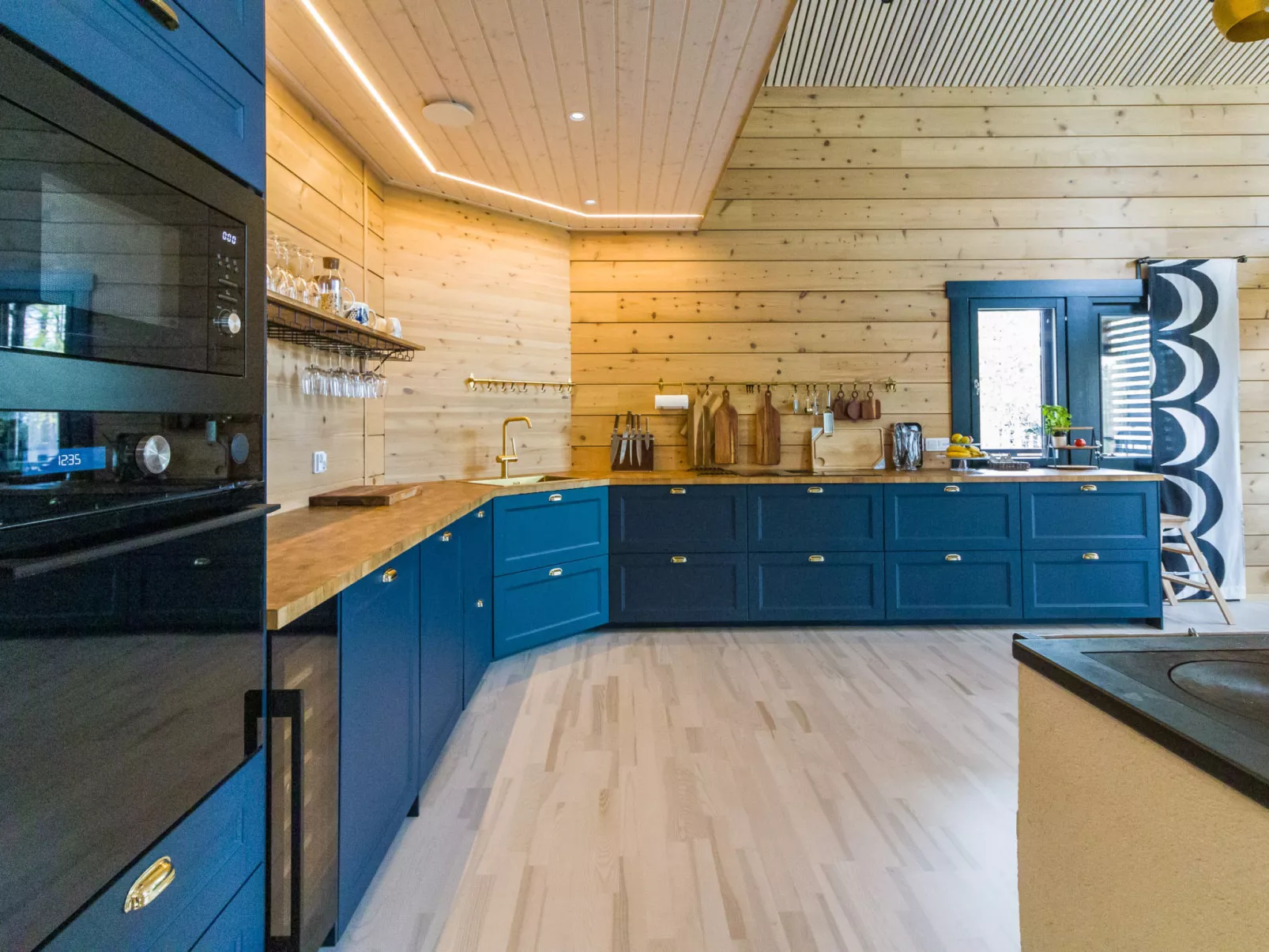 Villa valoisa - Drinnen