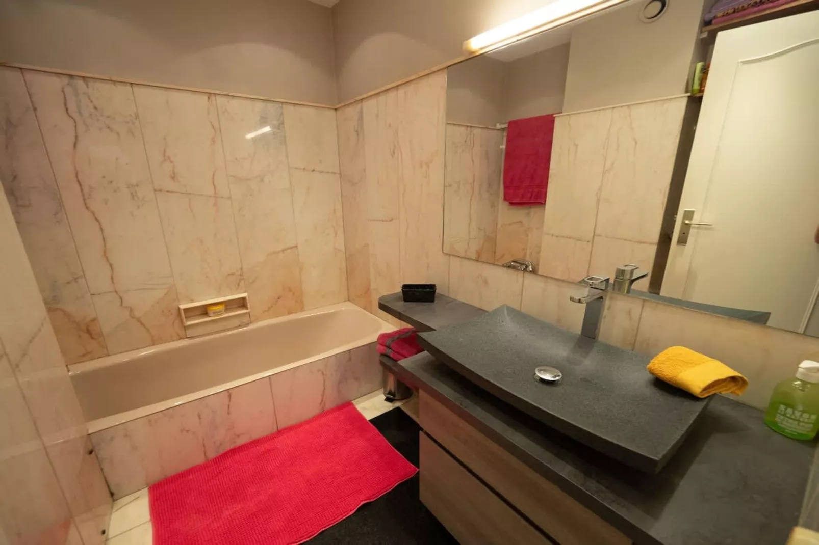 Appart près des plages plein centre confortable-Bathroom