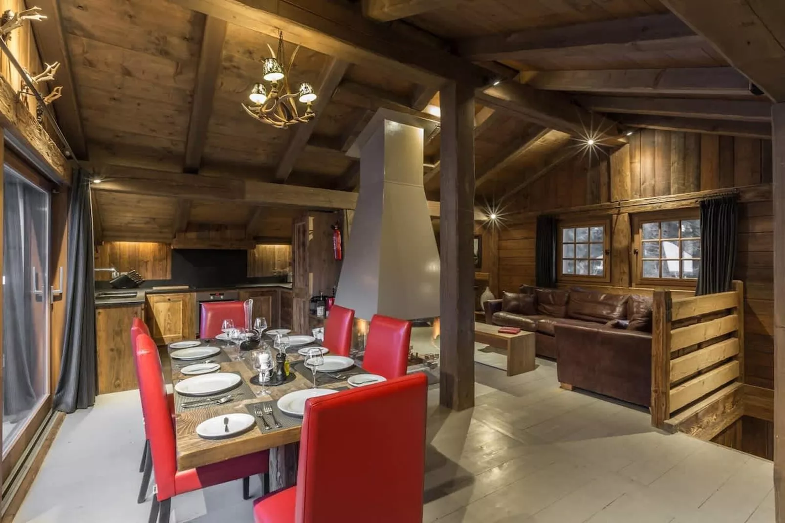 Chalet de luxe tout comfort avec jacuzzi sauna-Cuisine