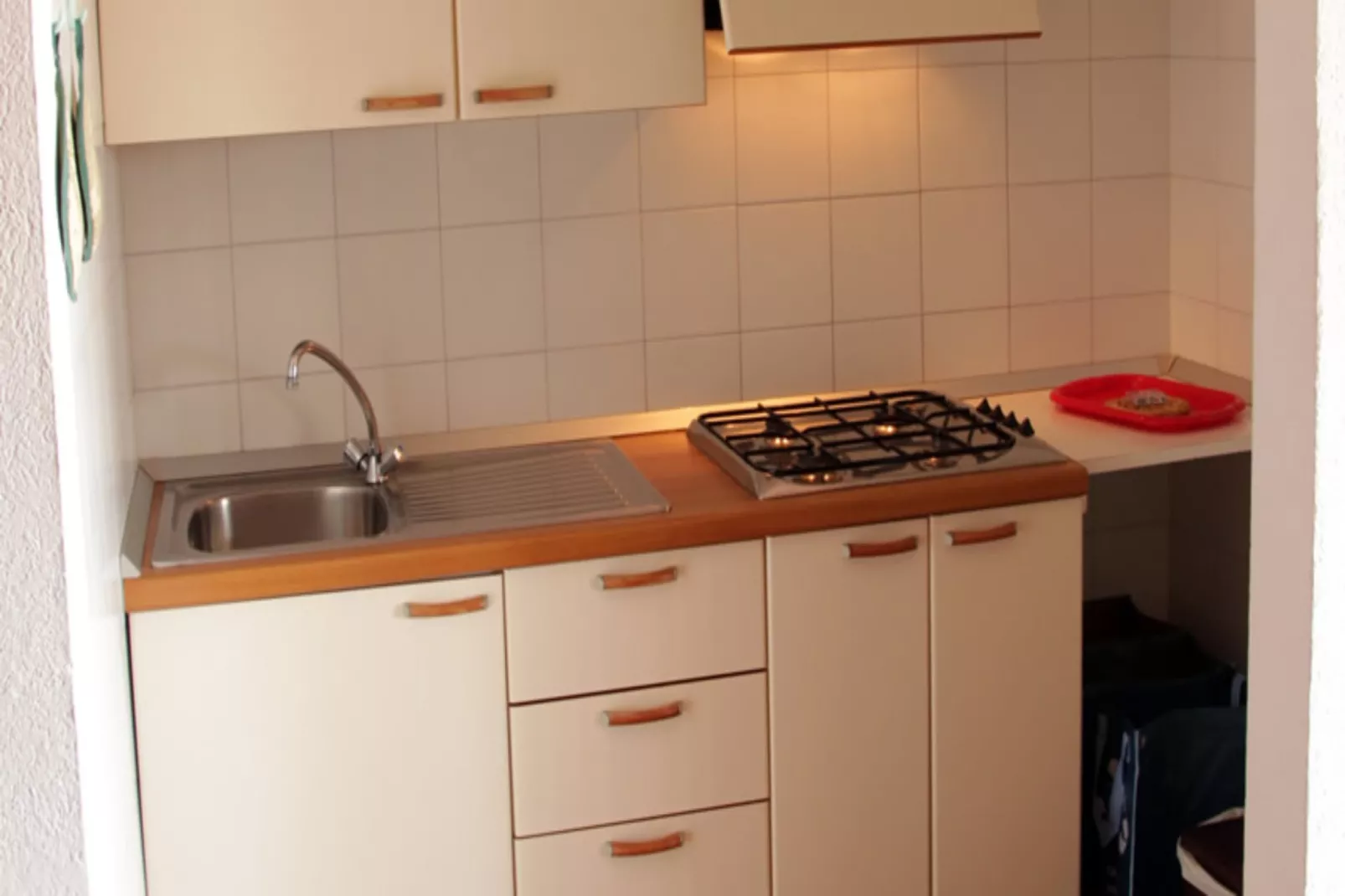 Porto Laconia Residence Appartamento A - Cuisine