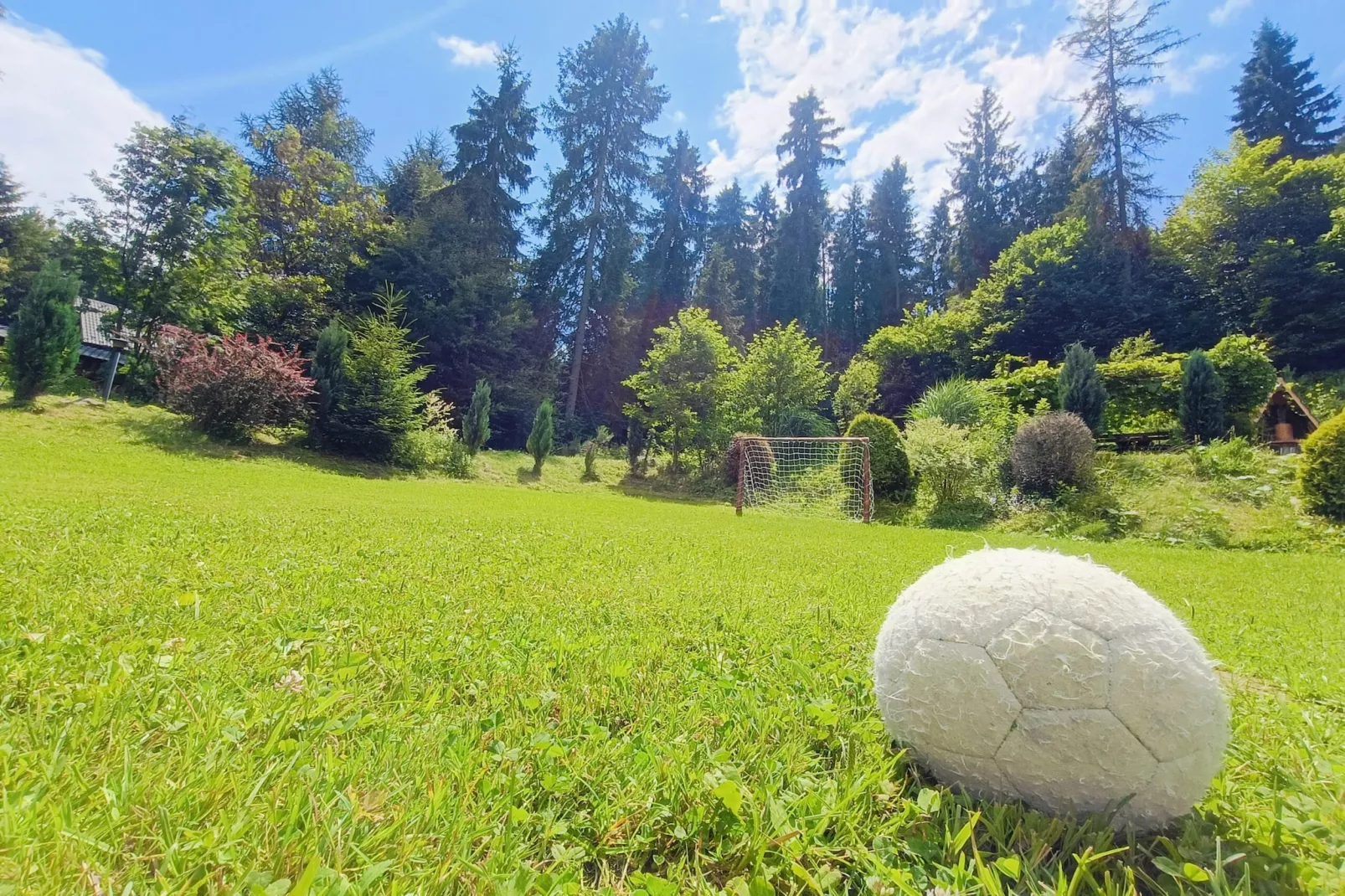 Domek pod Howyzem - Gardens in summer