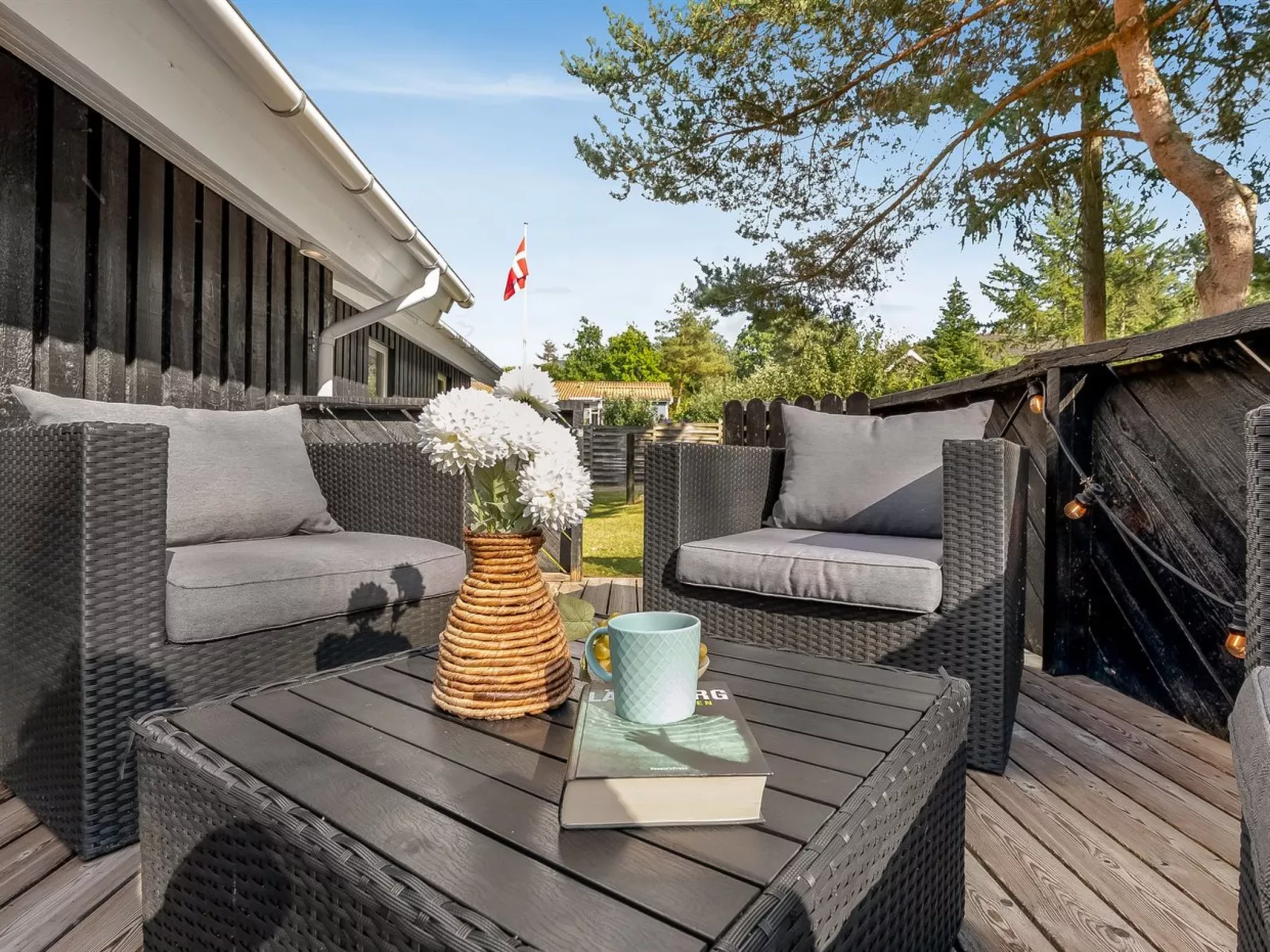 "Margrethe" - 600m from the sea-Draußen