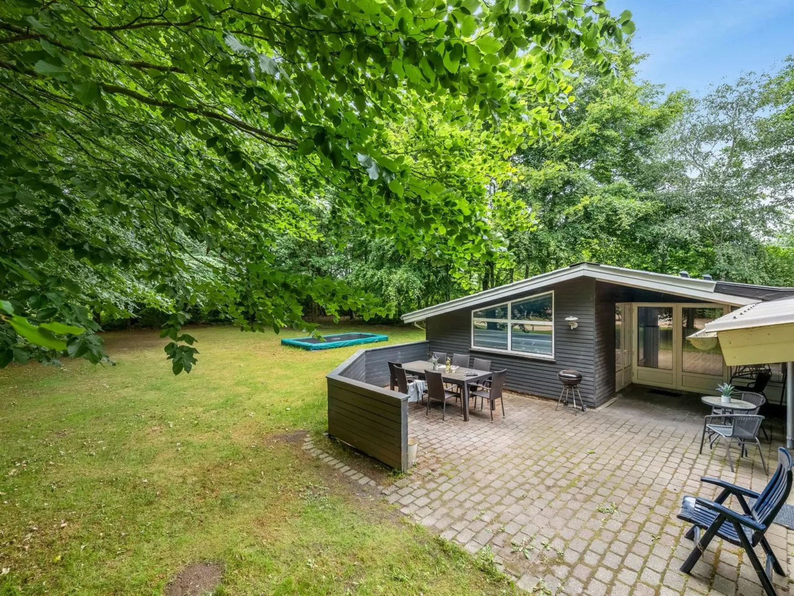 "Mena" - 10km from the sea-Draußen