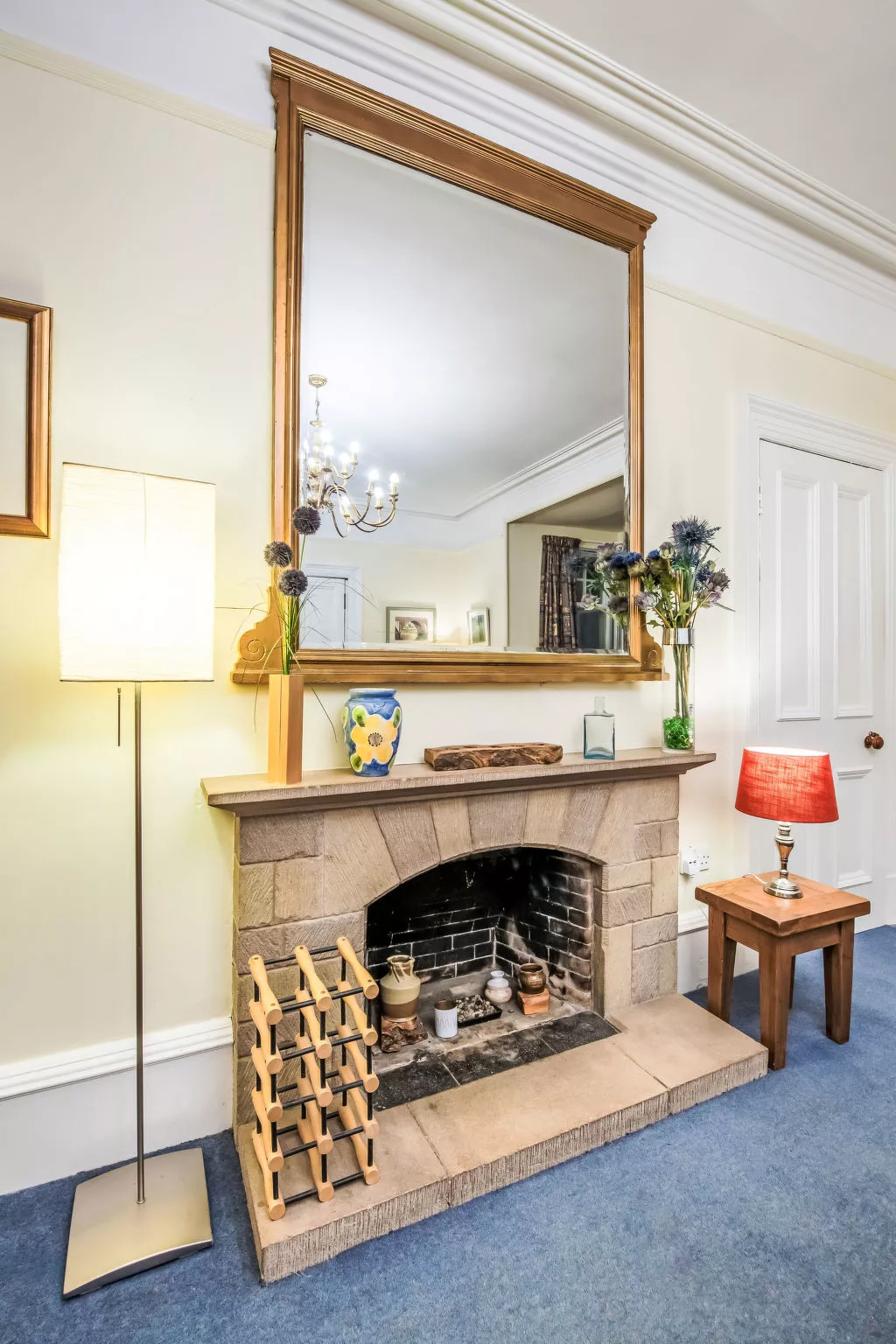 Netherwood - Drinnen