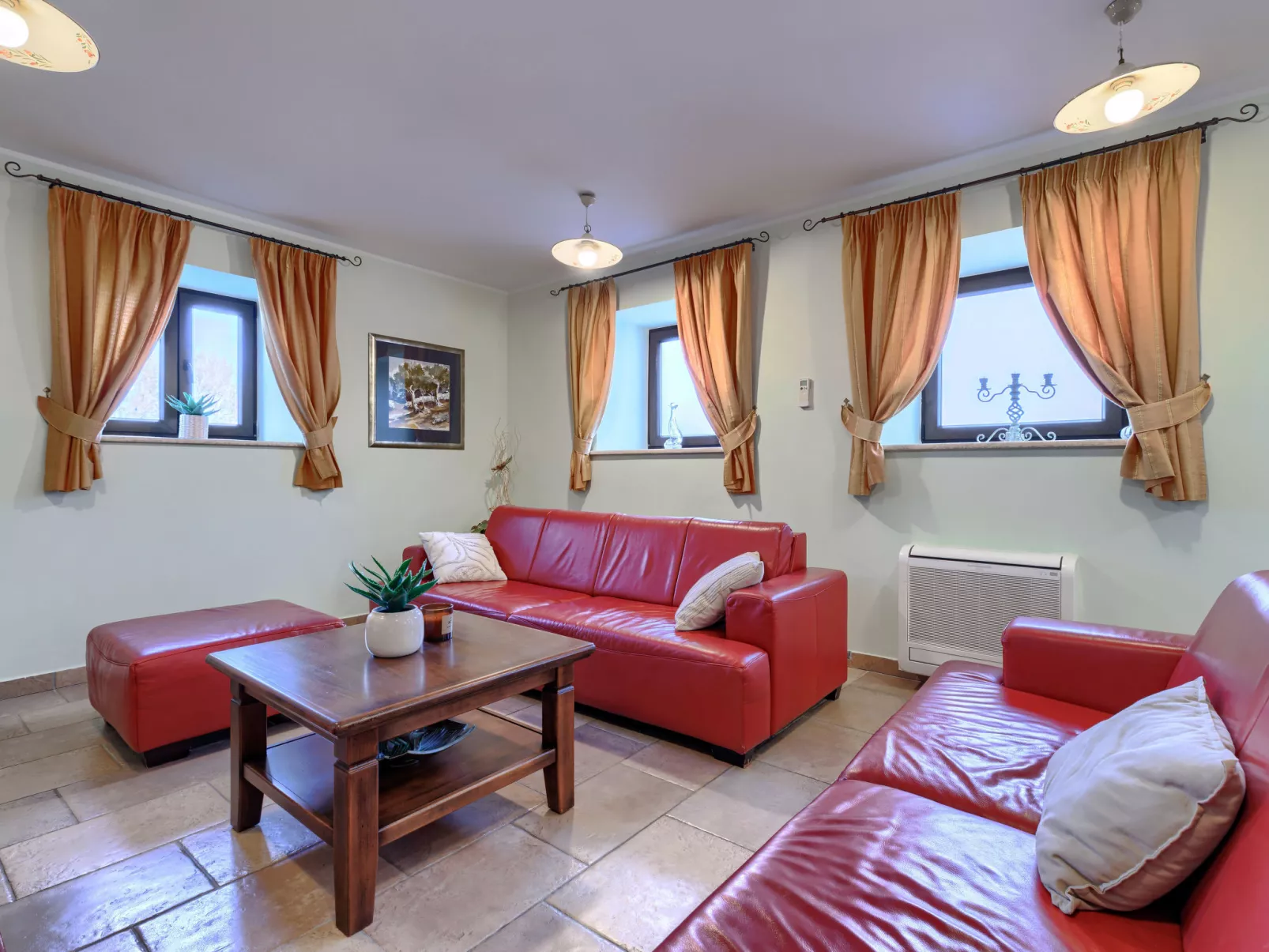 Villa Christina - Inside