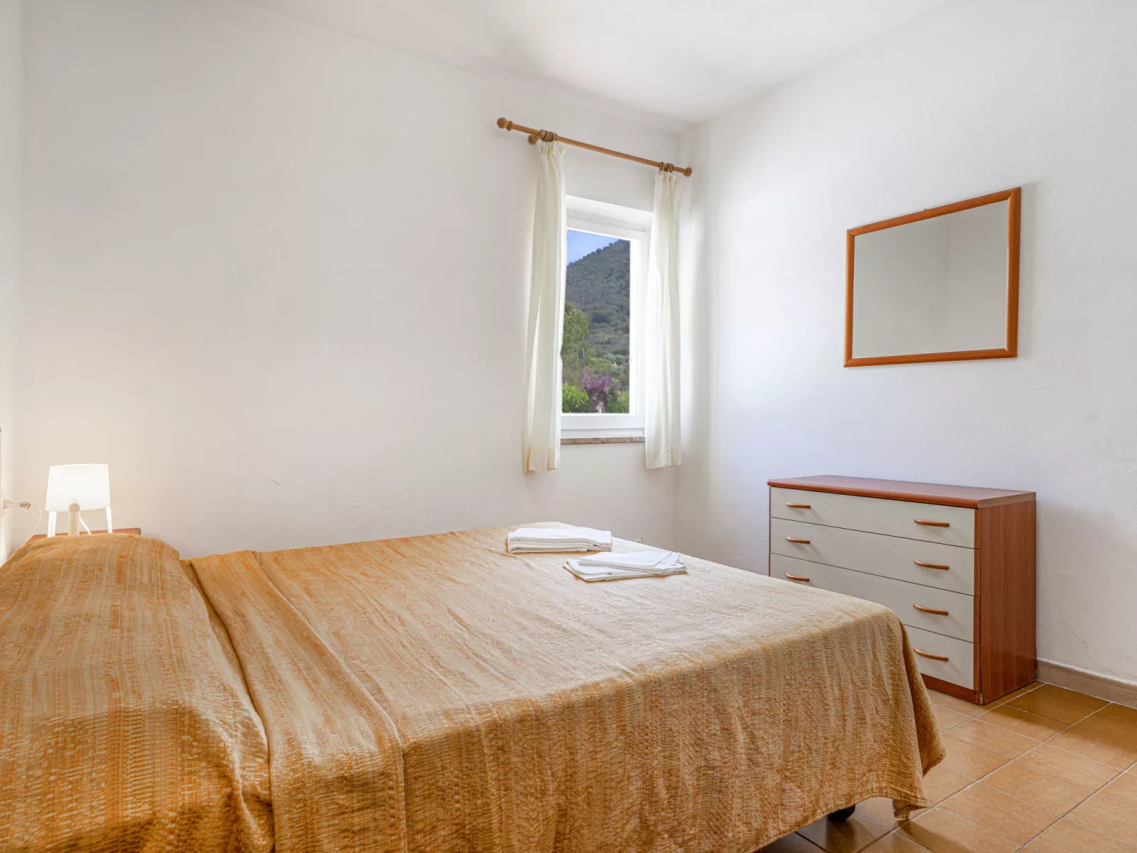 Elbamar Lacona 1 - Drinnen