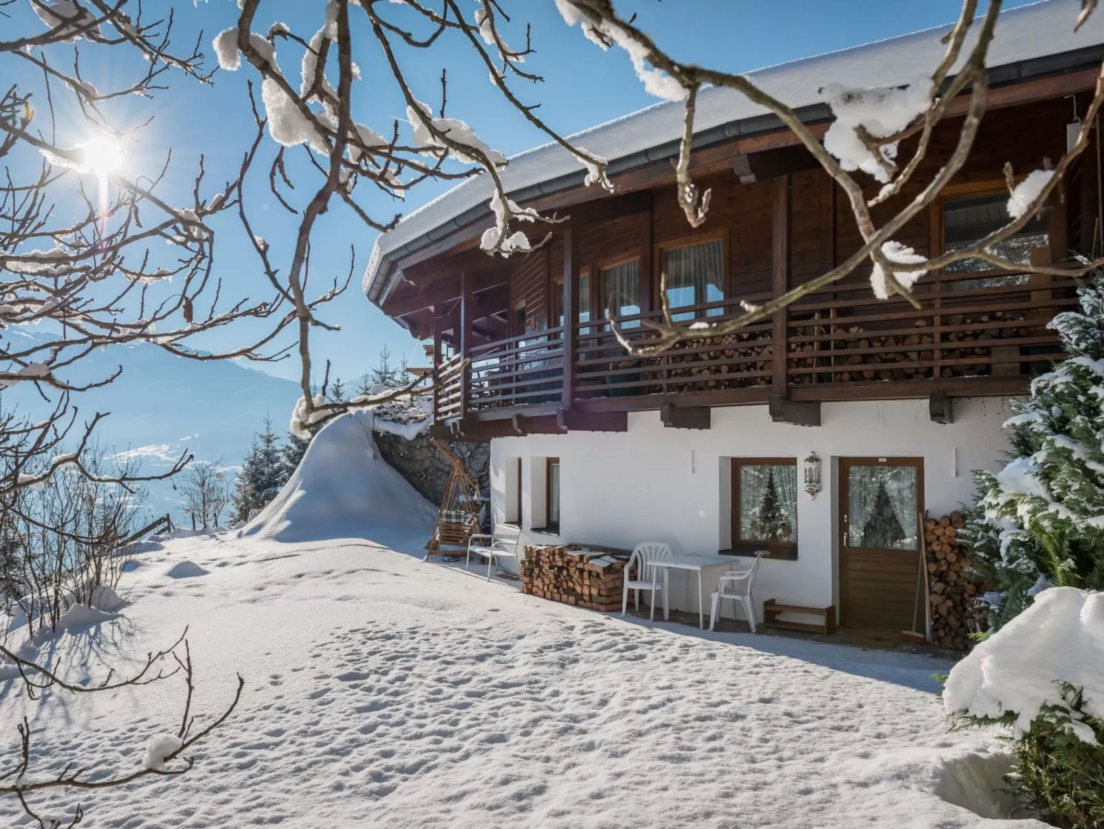 Für 2 Personen ca. 33 m&sup2; in Vomp, Tirol (Unterinntal) - Image-tags.info