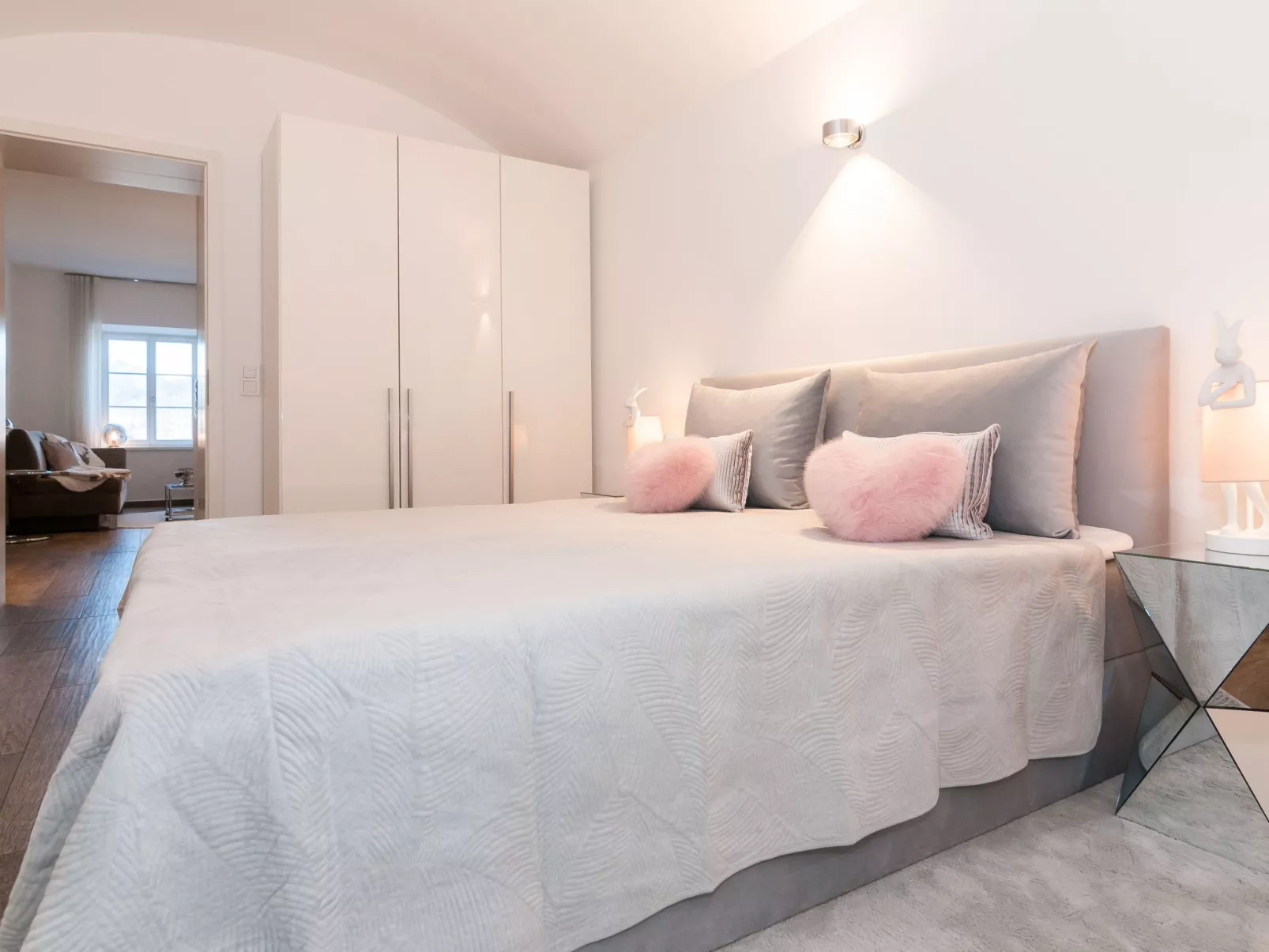 Wunderschöne Ferienwohnung Palace am See - Drinnen