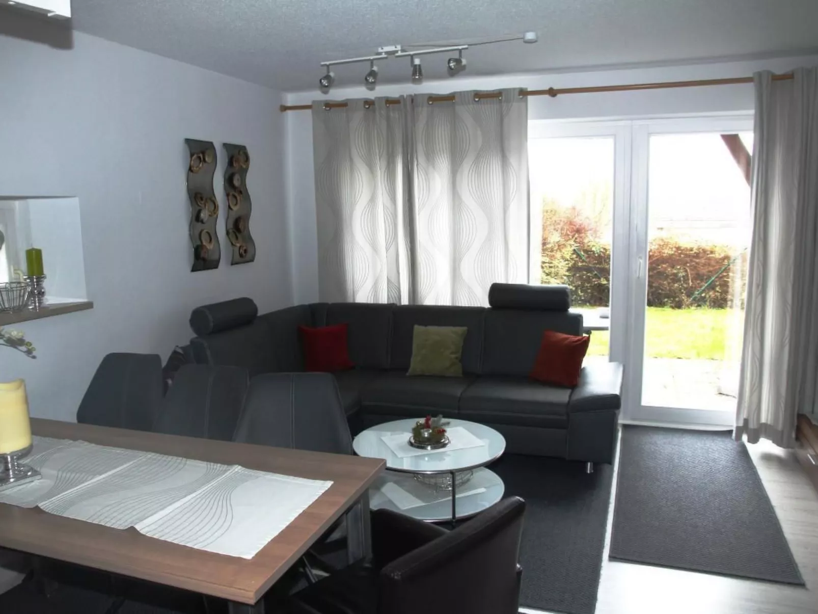 Livi - Image-tags.info