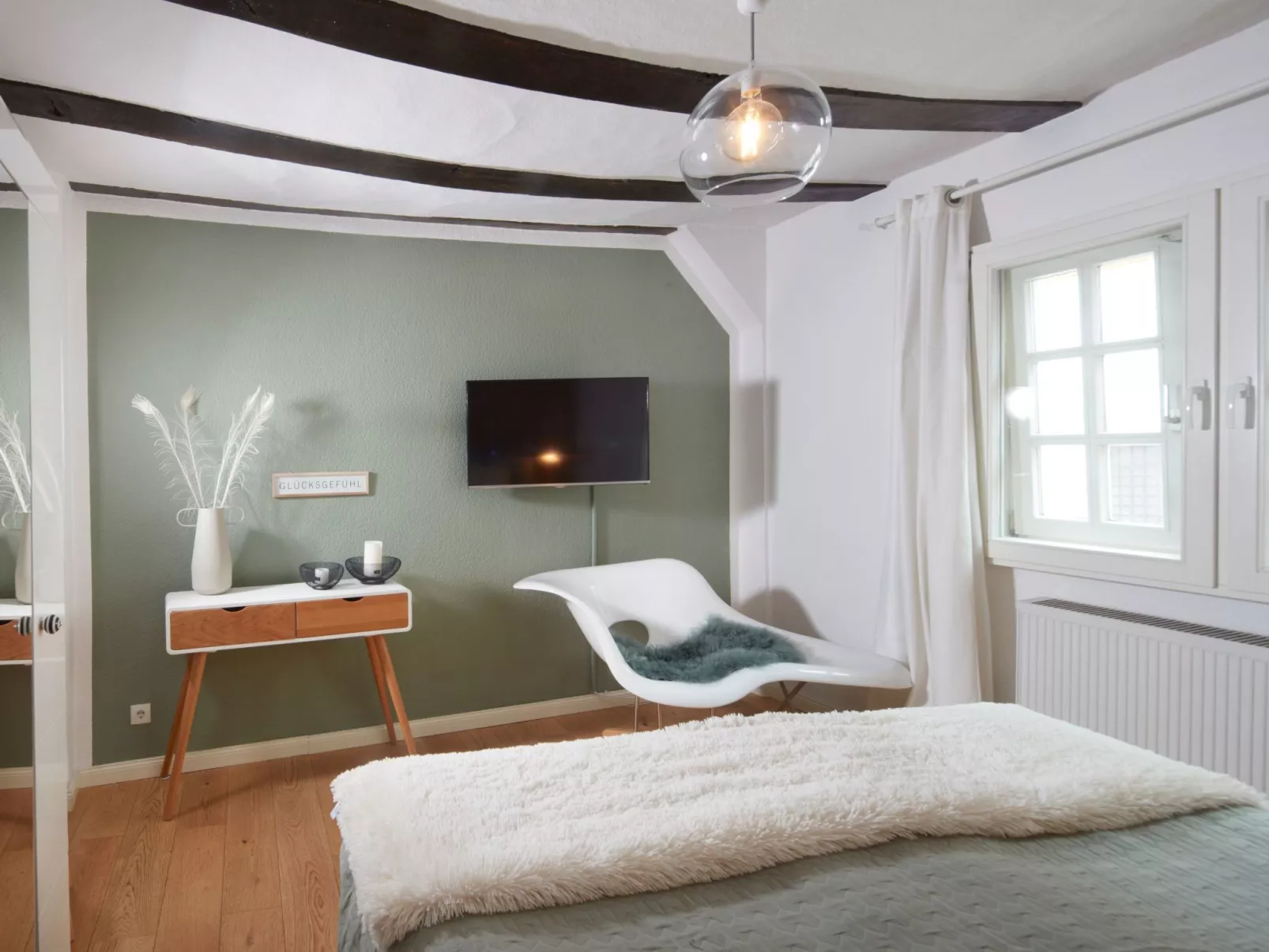 Apple Tree , direkt an der Mosel - Image-tags.info