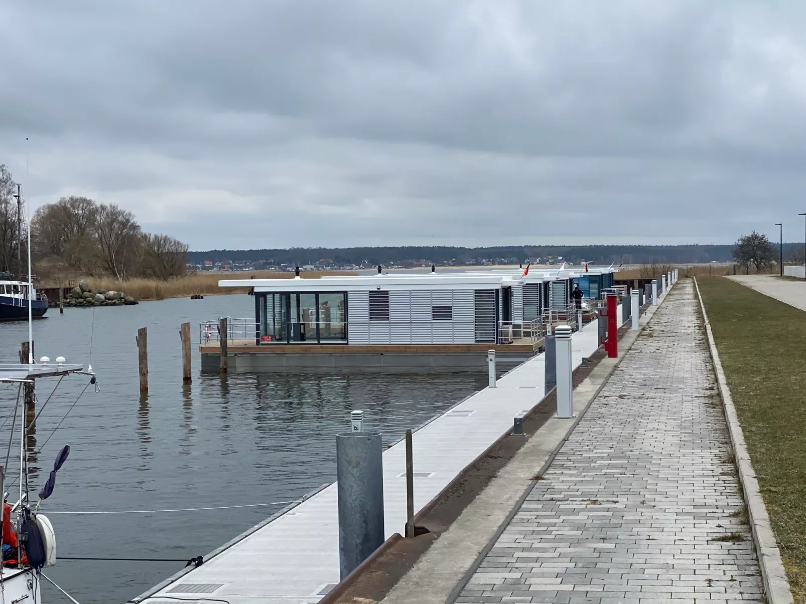 Sealoft auf der Ostsee Floatinghouse Trinity - Image-tags.info