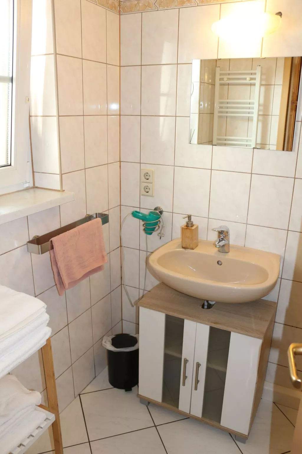 Anita - Image-tags.info