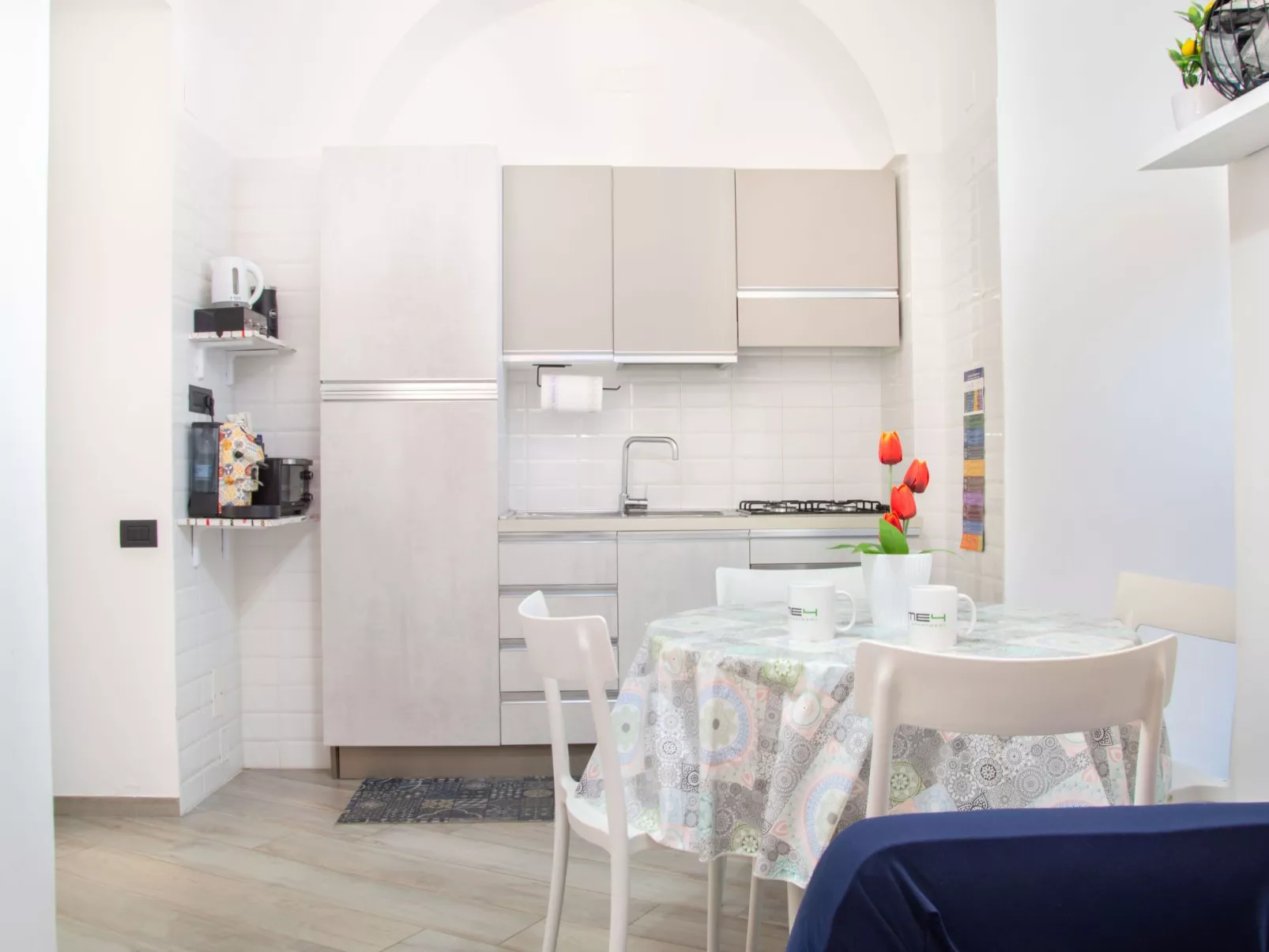 Home4Apartment Salerno Zentrum, privater Innenhof - Image-tags.info