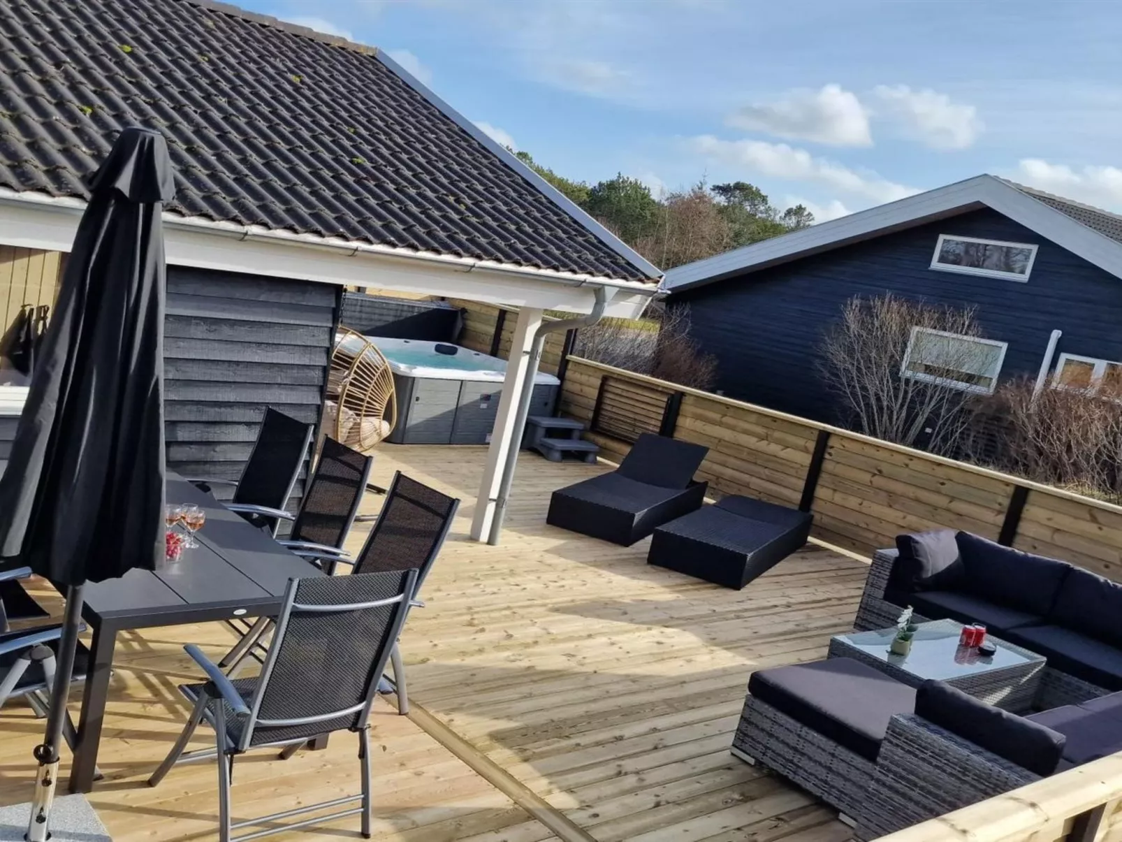 "Alisa" - 1.9km from the sea - Outside