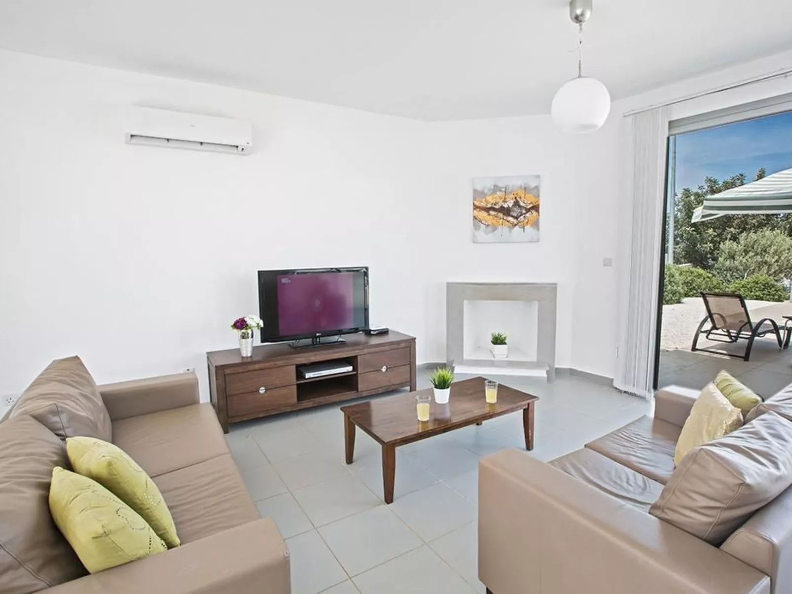 Latchi Ferienvilla EV26 - Image-tags.info