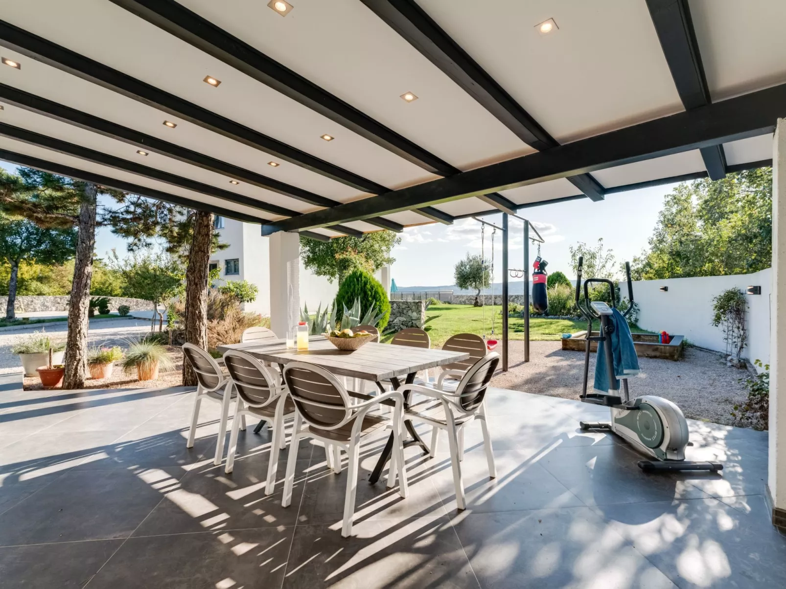 Villa "View" mit Blick auf das Wasser - Image-tags.info