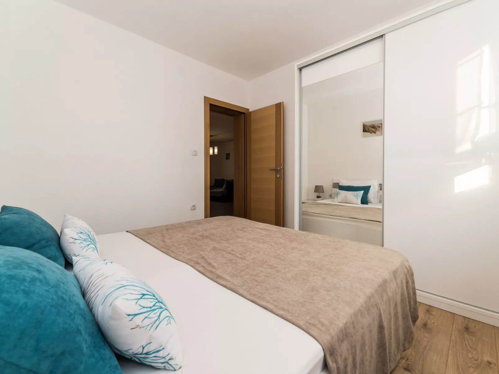 Apartment Kovacevic 3 - Image-tags.info