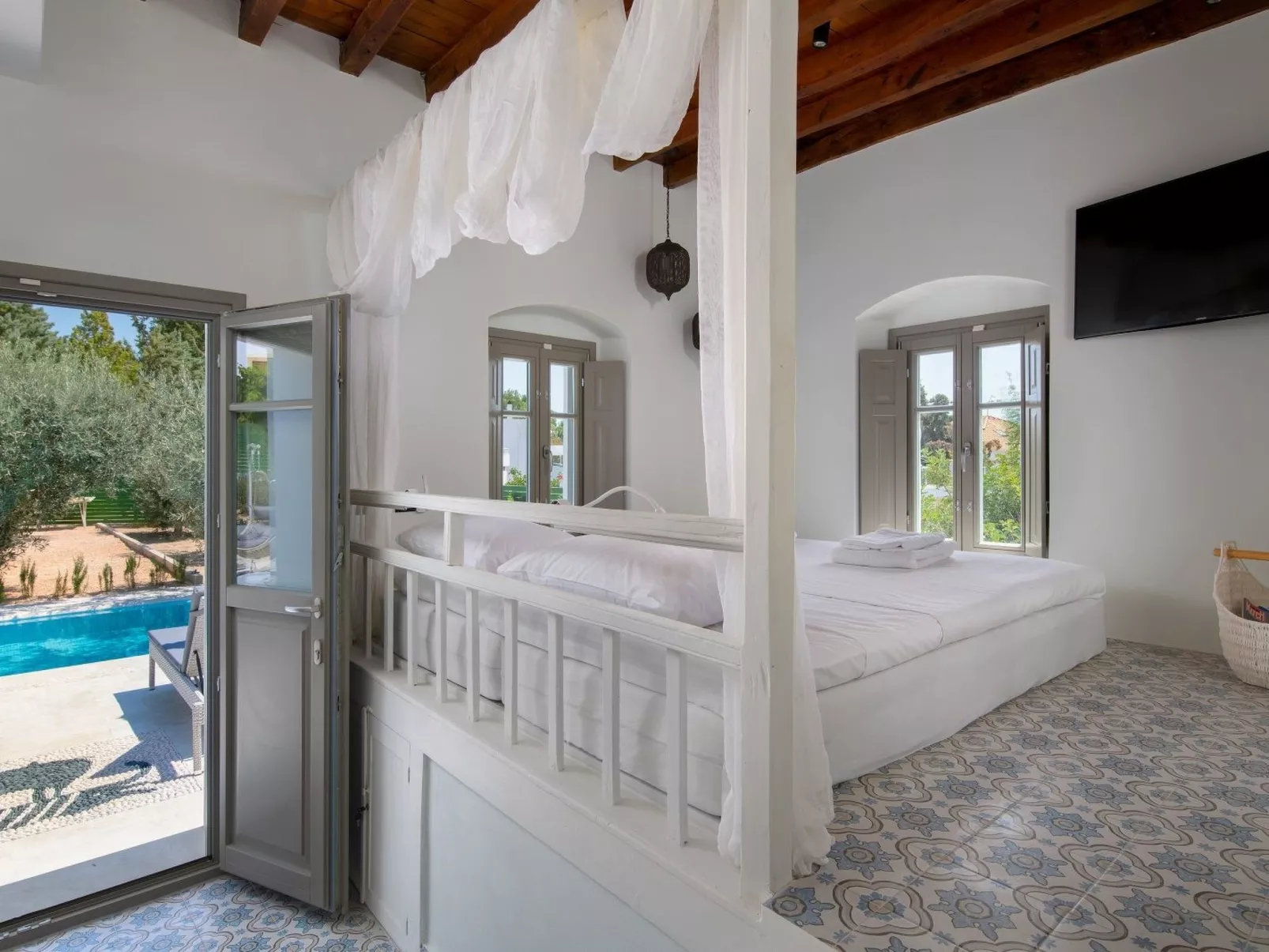 In Pefki mit privatem Pool - Image-tags.info