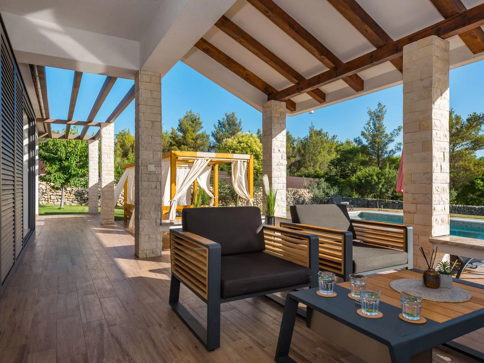 Villa Sunrise - Outside