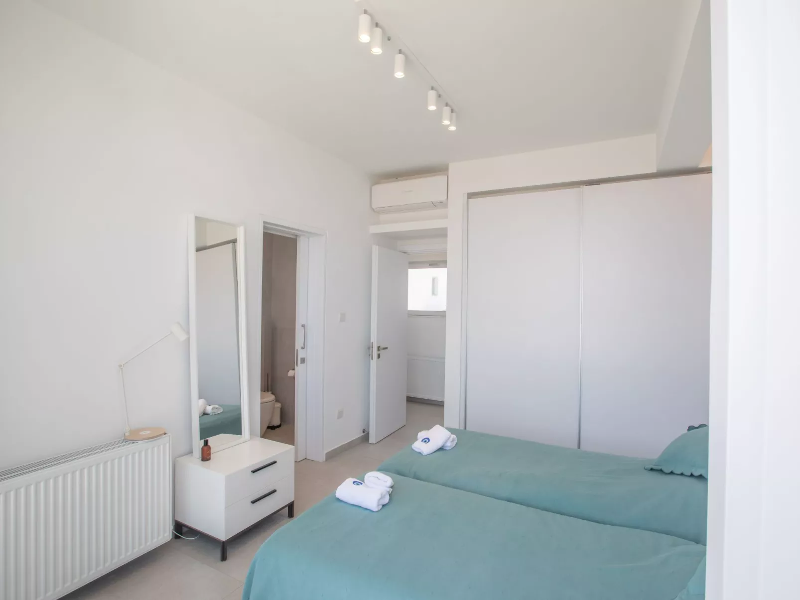 Protaras Olivine Villa mit herrlichem Garten, Pool - Image-tags.info