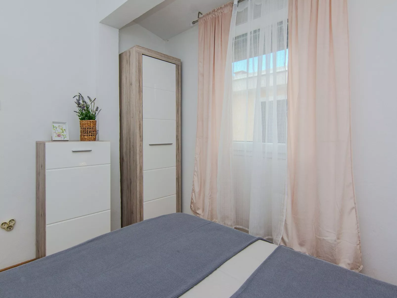 Apartment Pisacic - Image-tags.info