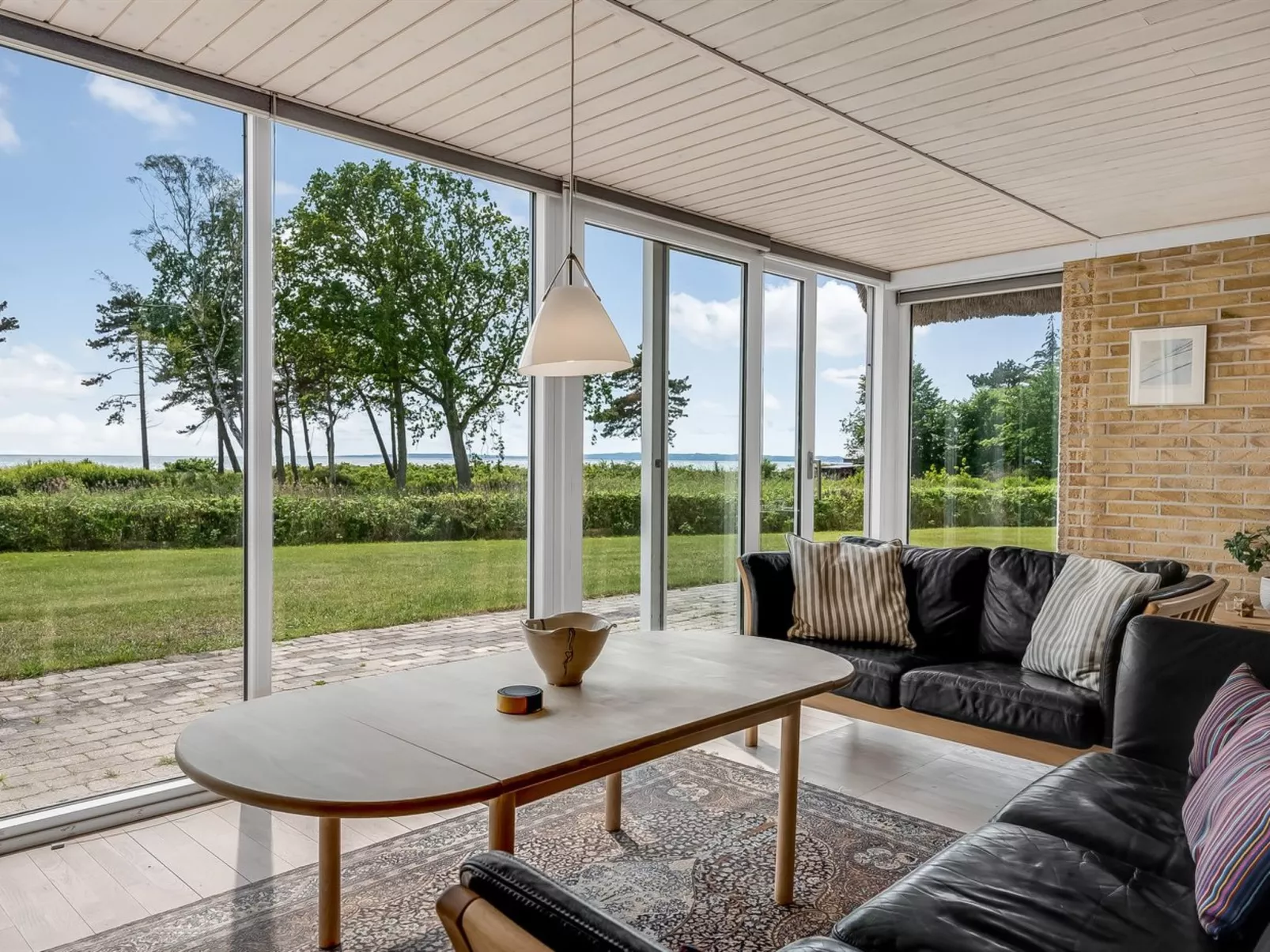 "Ellanora" - 50m from the sea - Drinnen