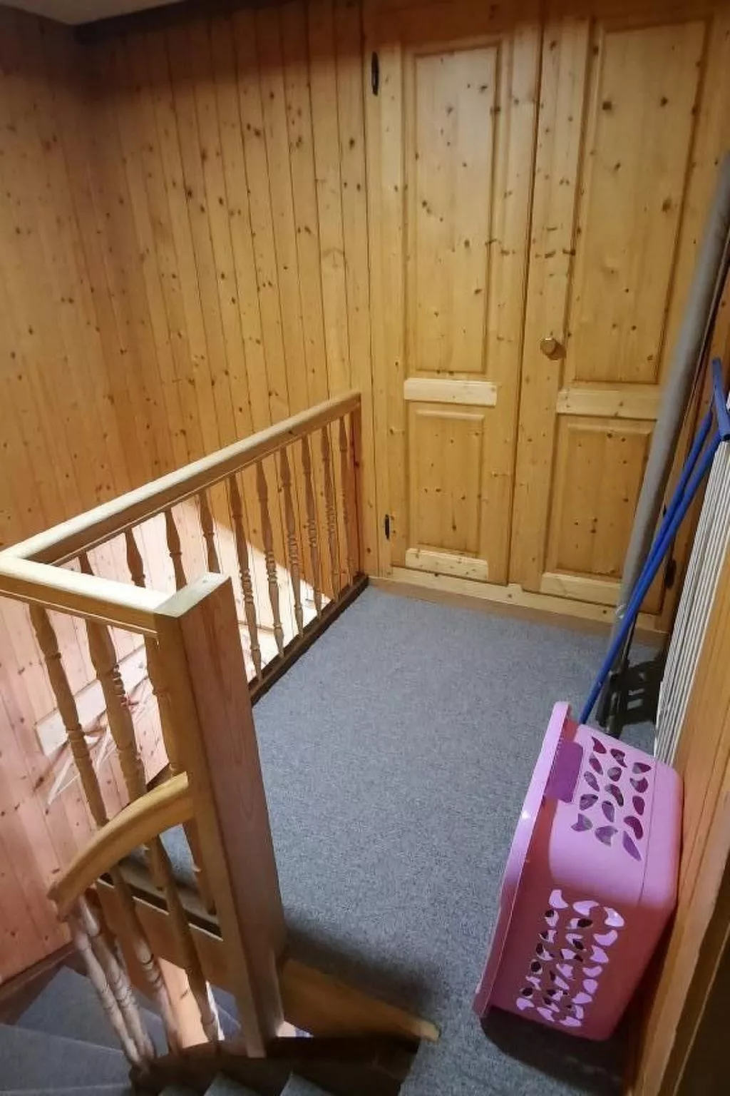 Gemütliche und geräumige Ferienwohnung - Dedans