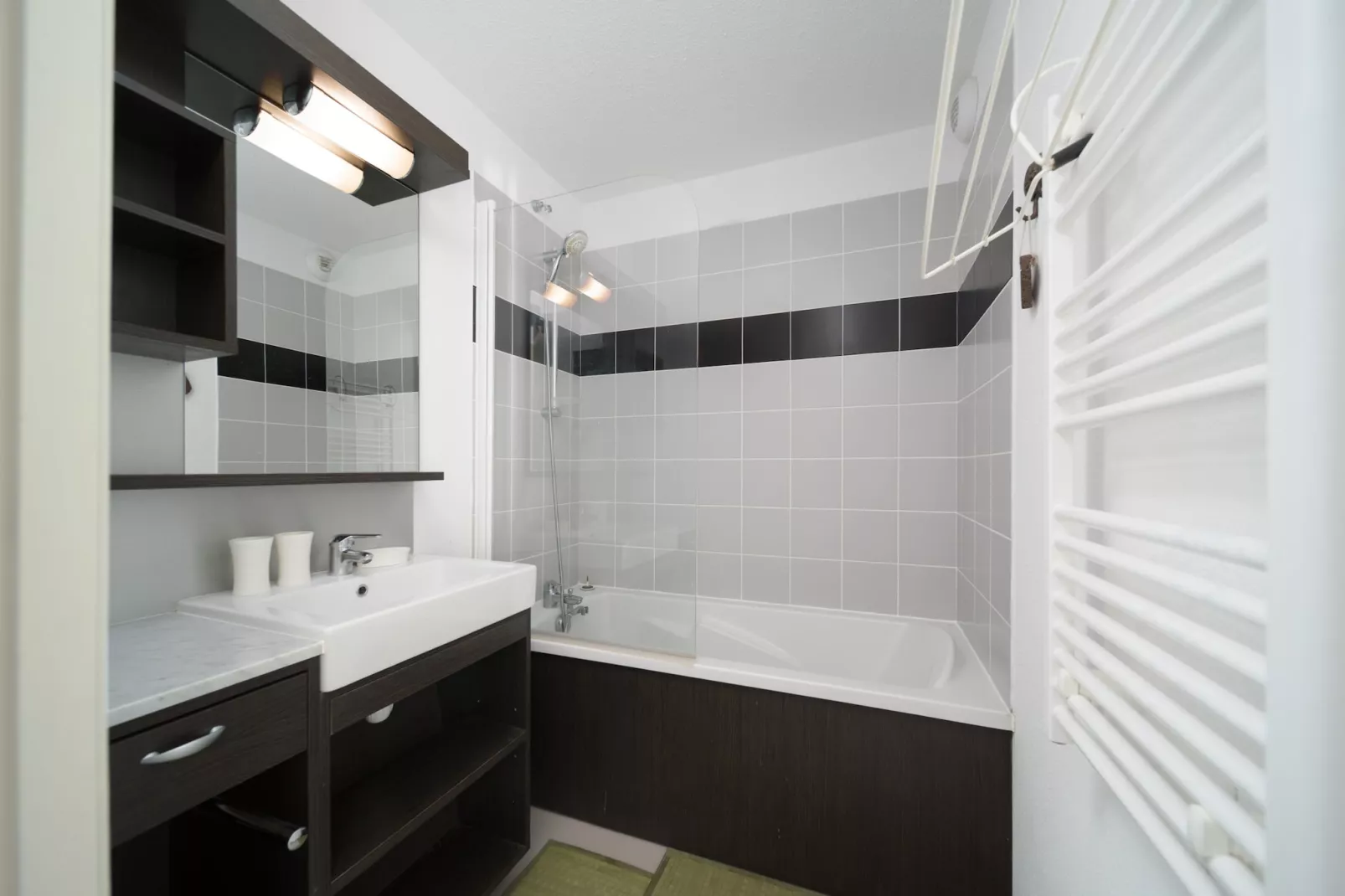 T. de Labrau N°108 - 2P5 - Bathroom