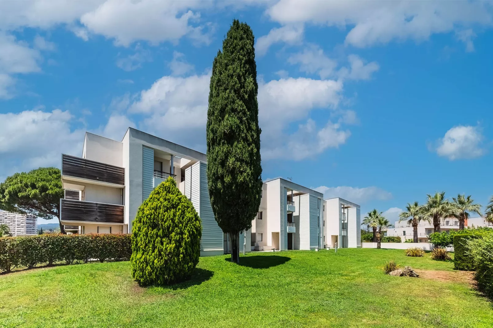 Carre Marine N°207 - 2P4 - Im Freien