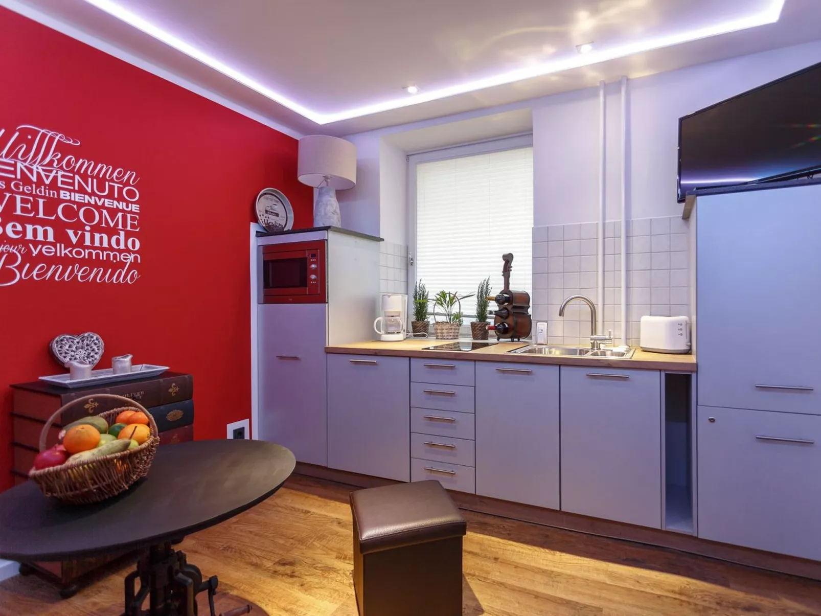 In Berliner Innenstadt, Siegessäule-Nähe - Inside