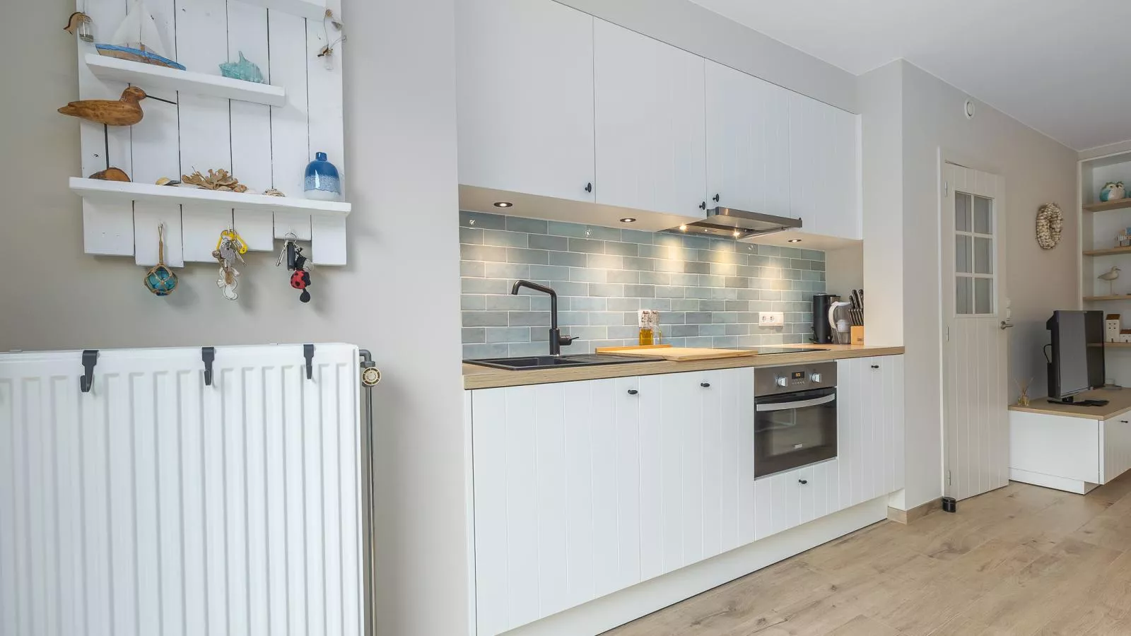 Lotus - 0003 + park. 3 - Kitchen