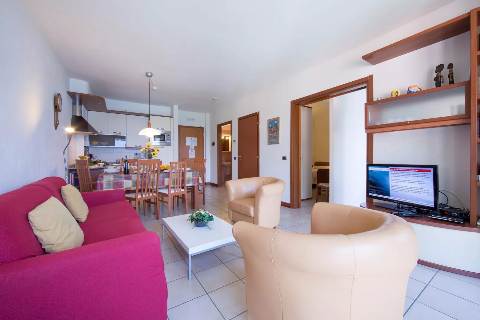 RESIDENCE PORTO LETIZIA - PALACE-1ROOM APT 4 PAX LAKE VIEW PLUS 8205 - P1LP4 - Living room