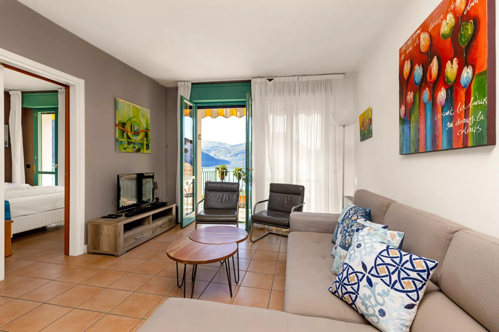 RESIDENCE PORTO LETIZIA - PALACE-1ROOM APT 4 PAX LAKE VIEW DELUXE 8206 - P1LD4 - Wohnzimmer