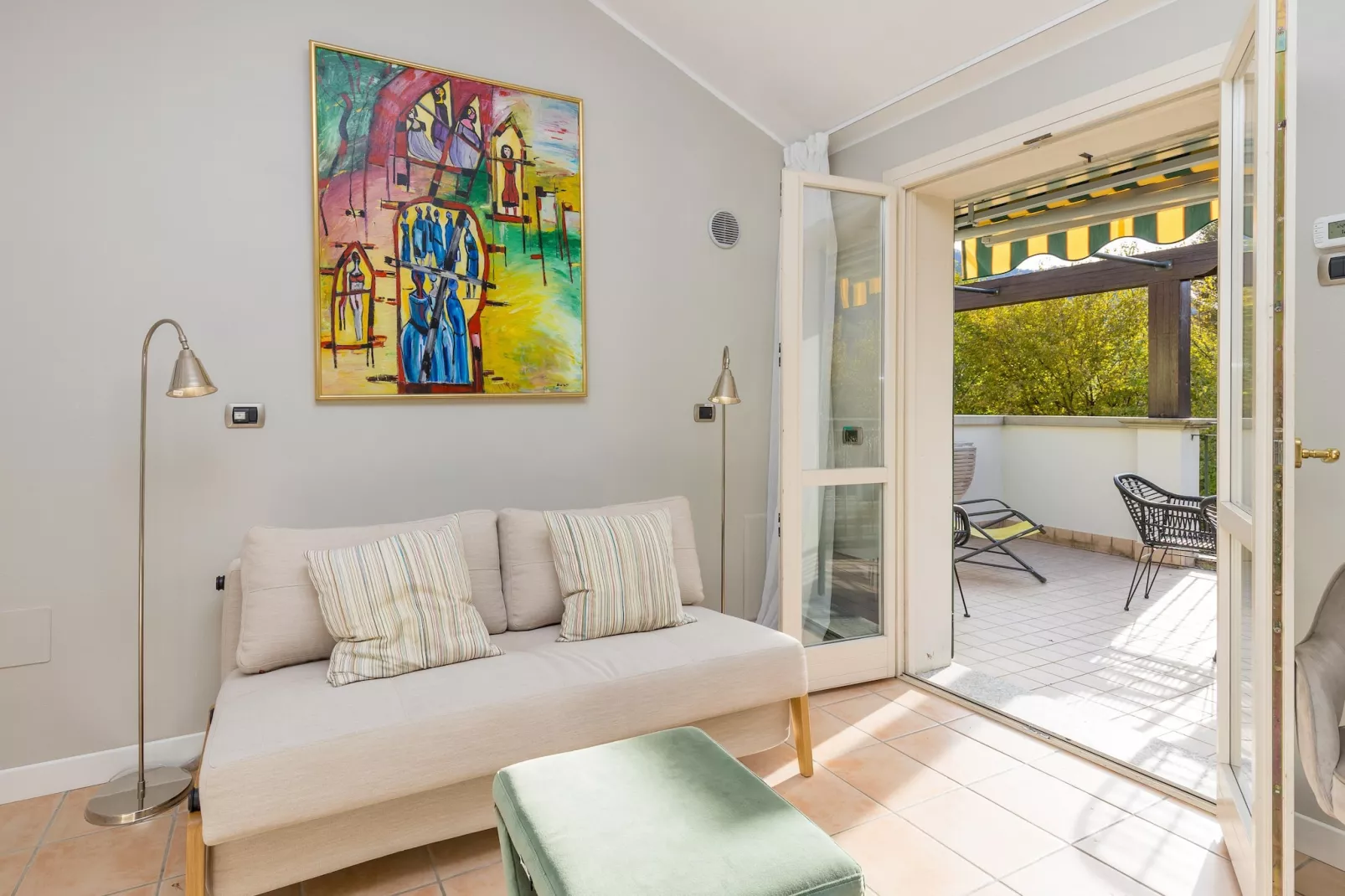 RESIDENCE PORTO LETIZIA - VILLAS-STUDIO 4 PAX VISTA LAGO DELUXE 8214 - VSLD4 - Living room