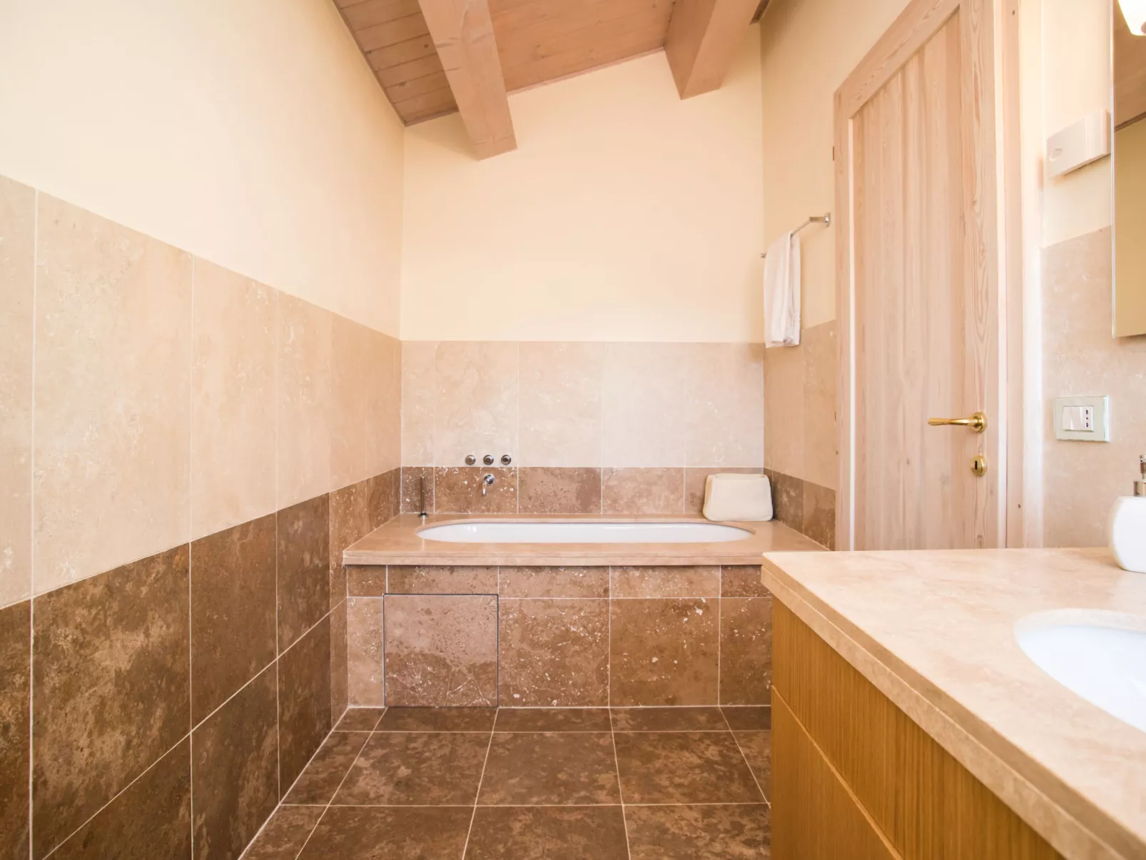 Villa Aquila - Drinnen