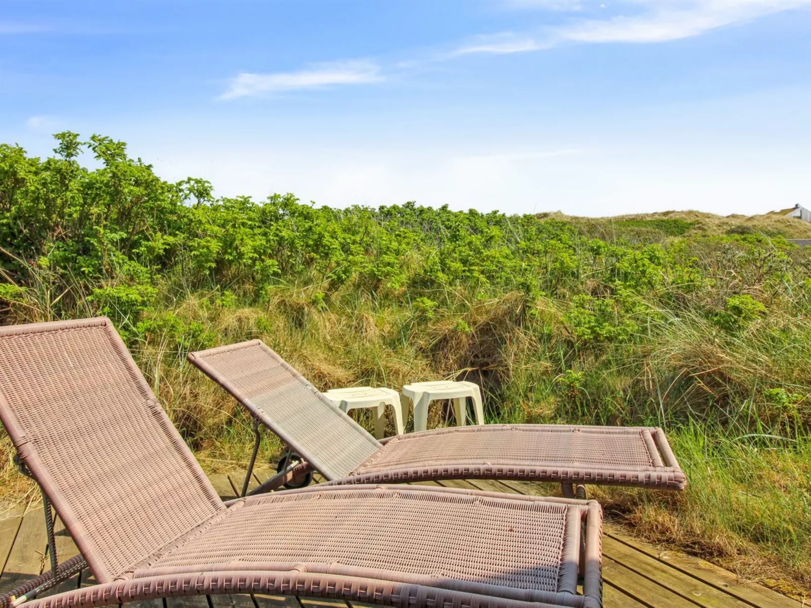 "Essie" - 250m from the sea - Draußen