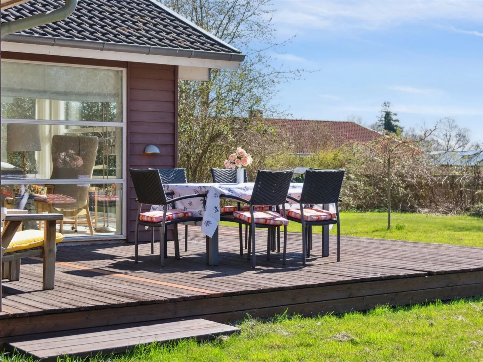 "Lauren" - 200m to the fjord-Draußen