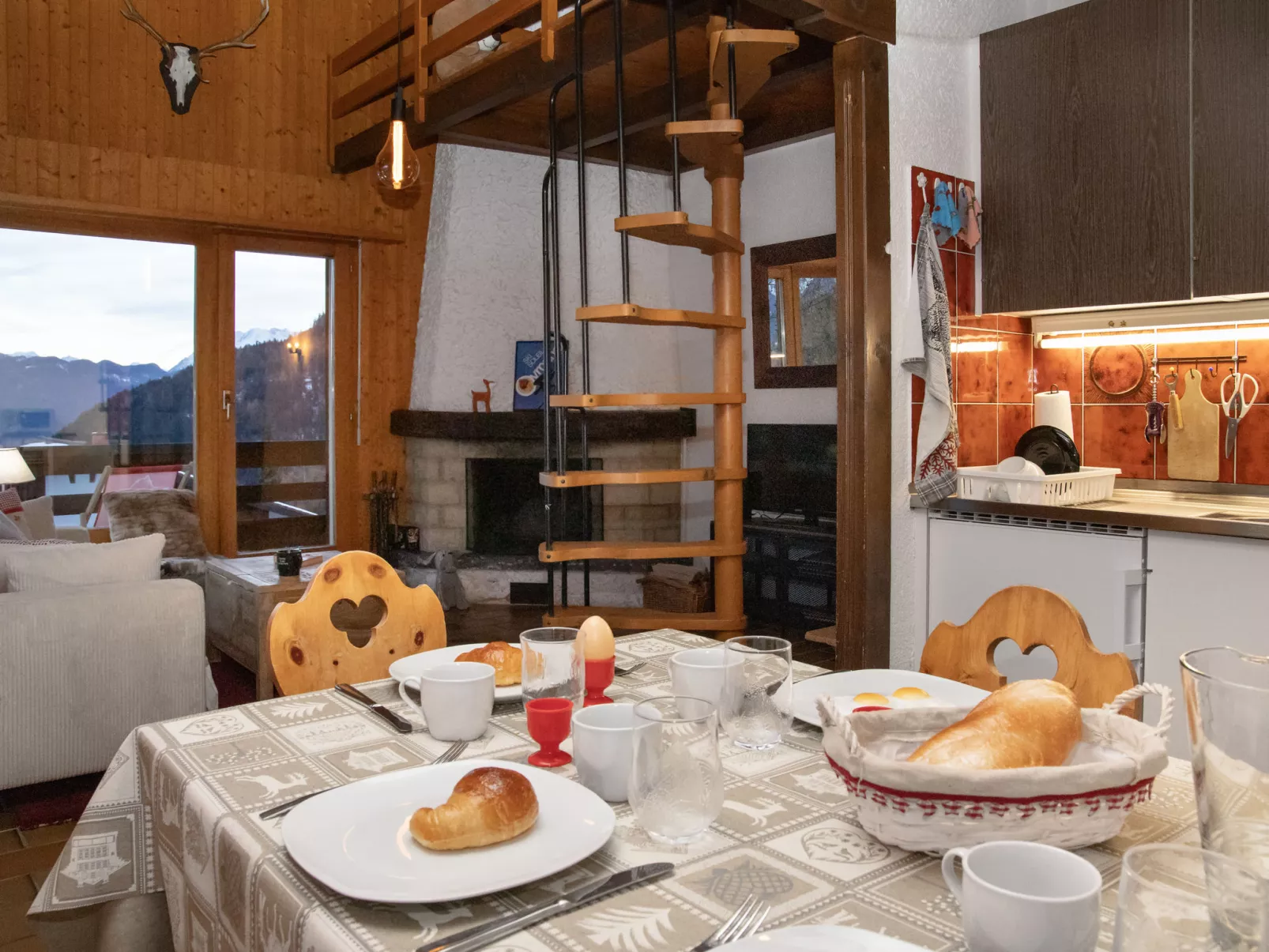 Beau Site No 21-Drinnen